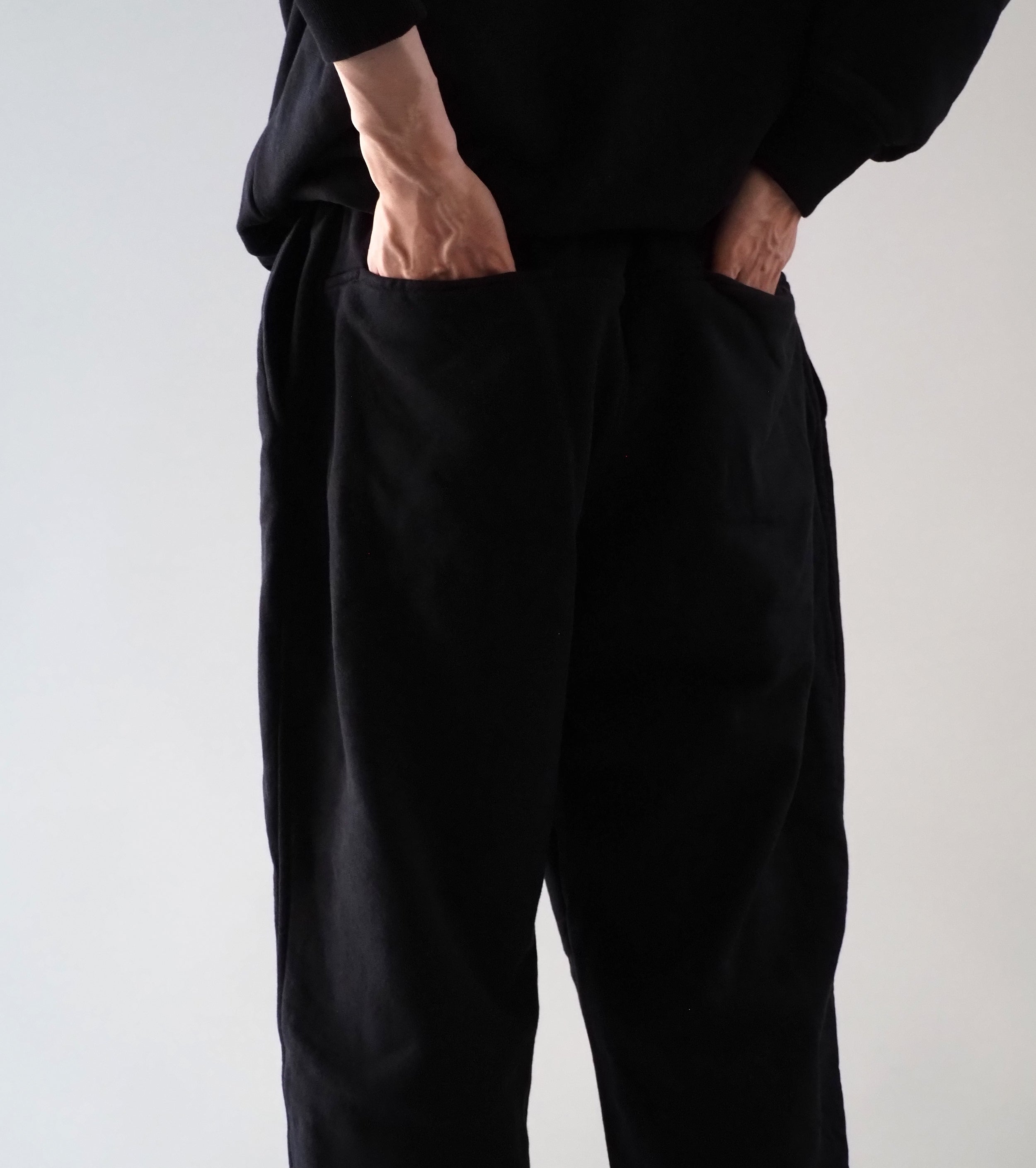 COMOLI コットン 裏毛 パンツ, Black