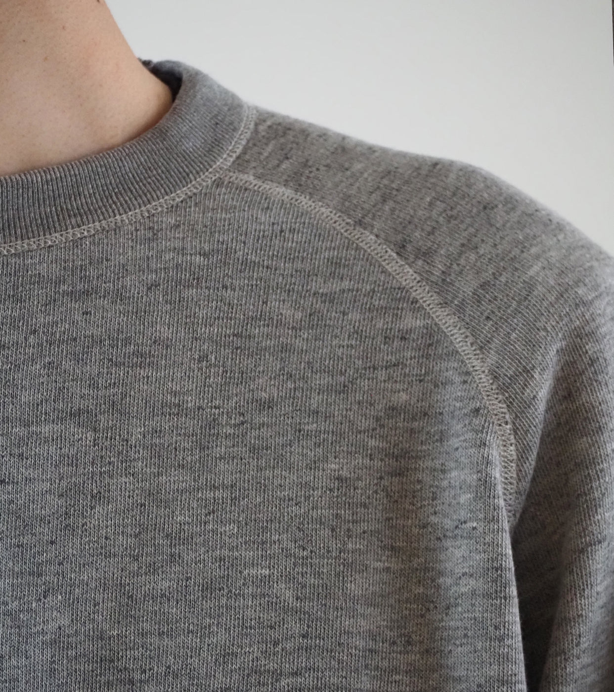 COMOLI グレー裏毛 クルーネック, Gray