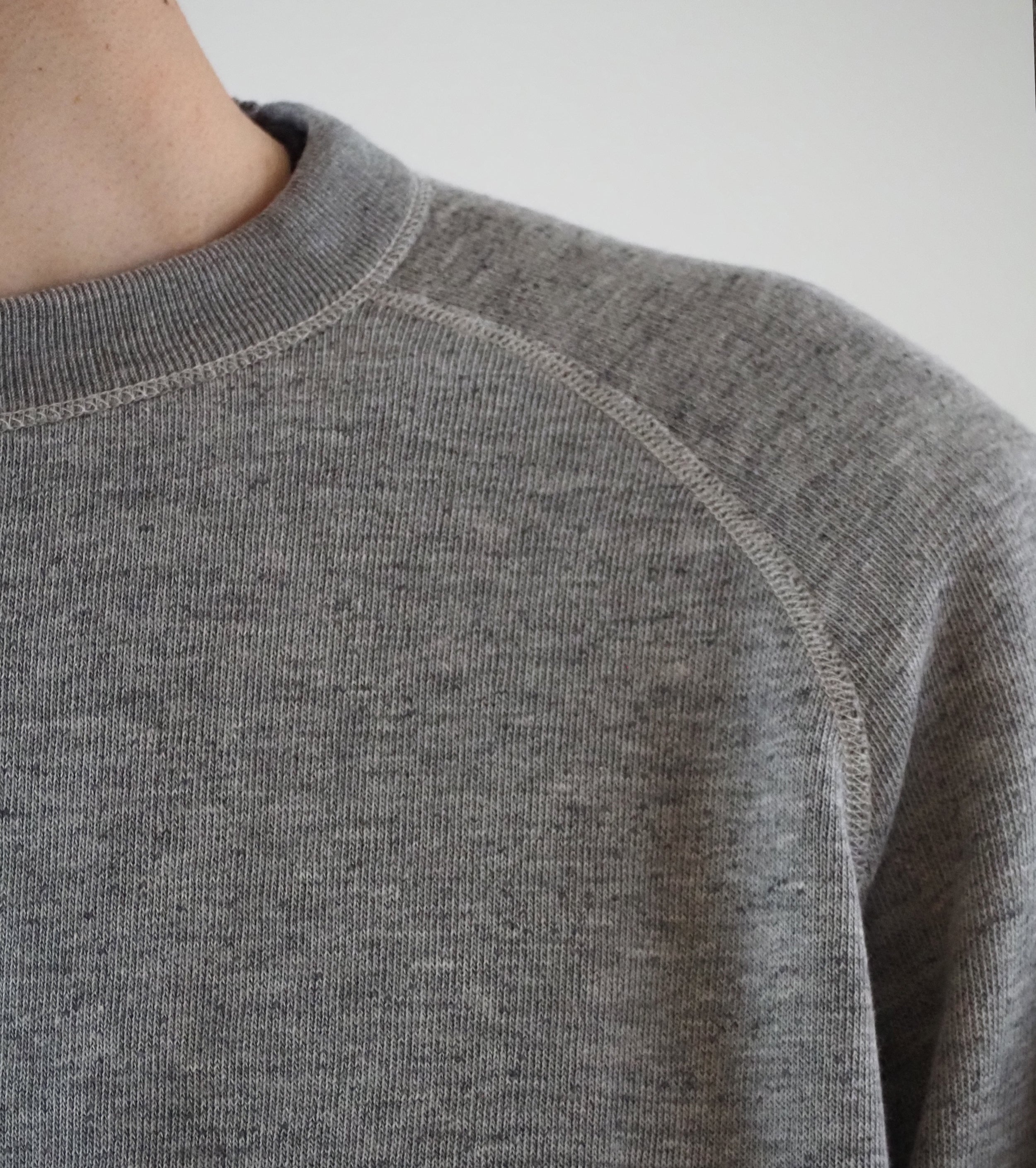 COMOLI グレー裏毛 クルーネック, Gray