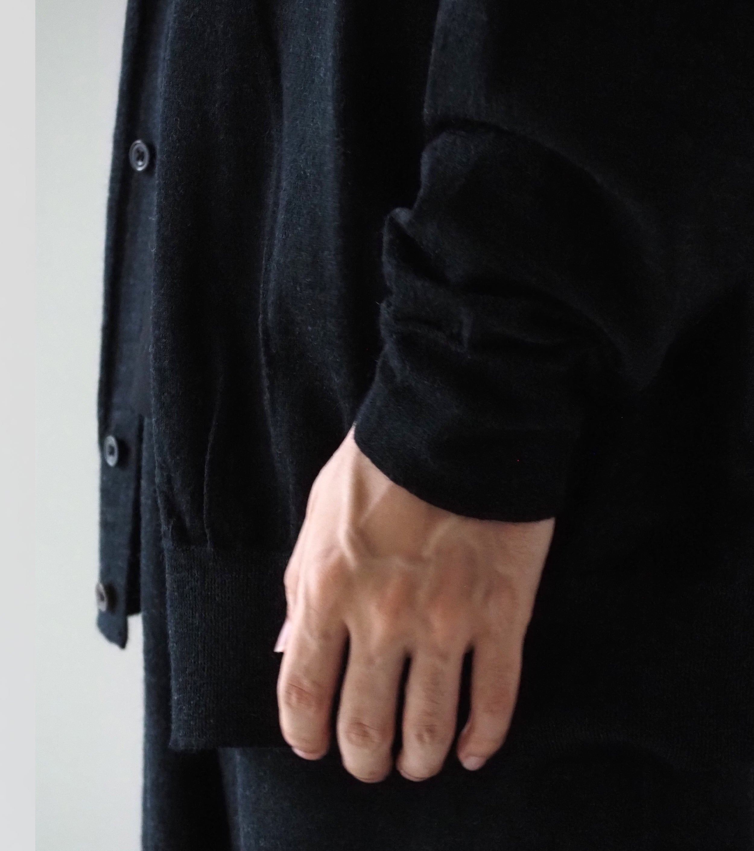 COMOLI Wool Collar Cardigan , Charcoal