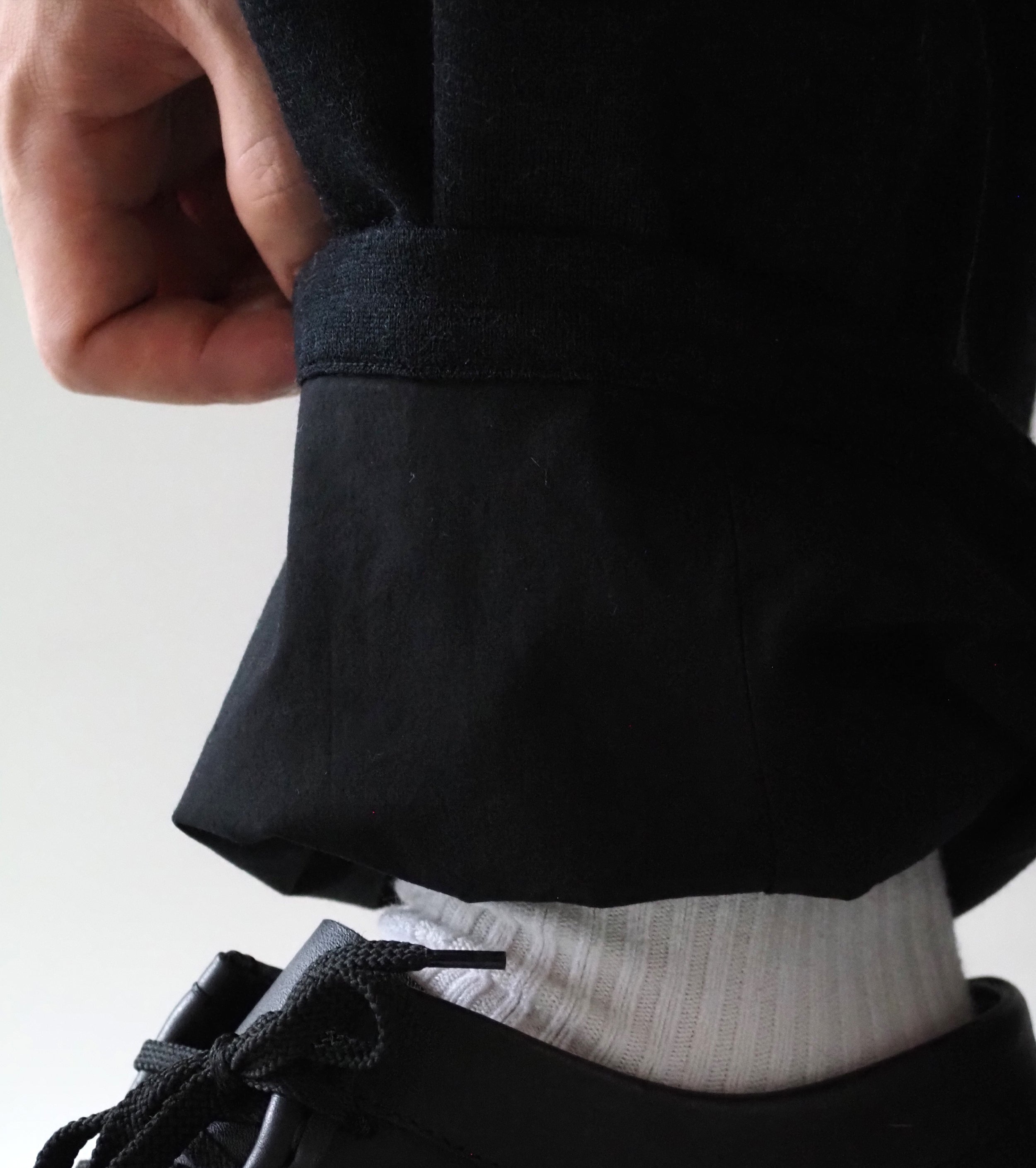 COMOLI Wool Knit Tapered Pants , Charcoal