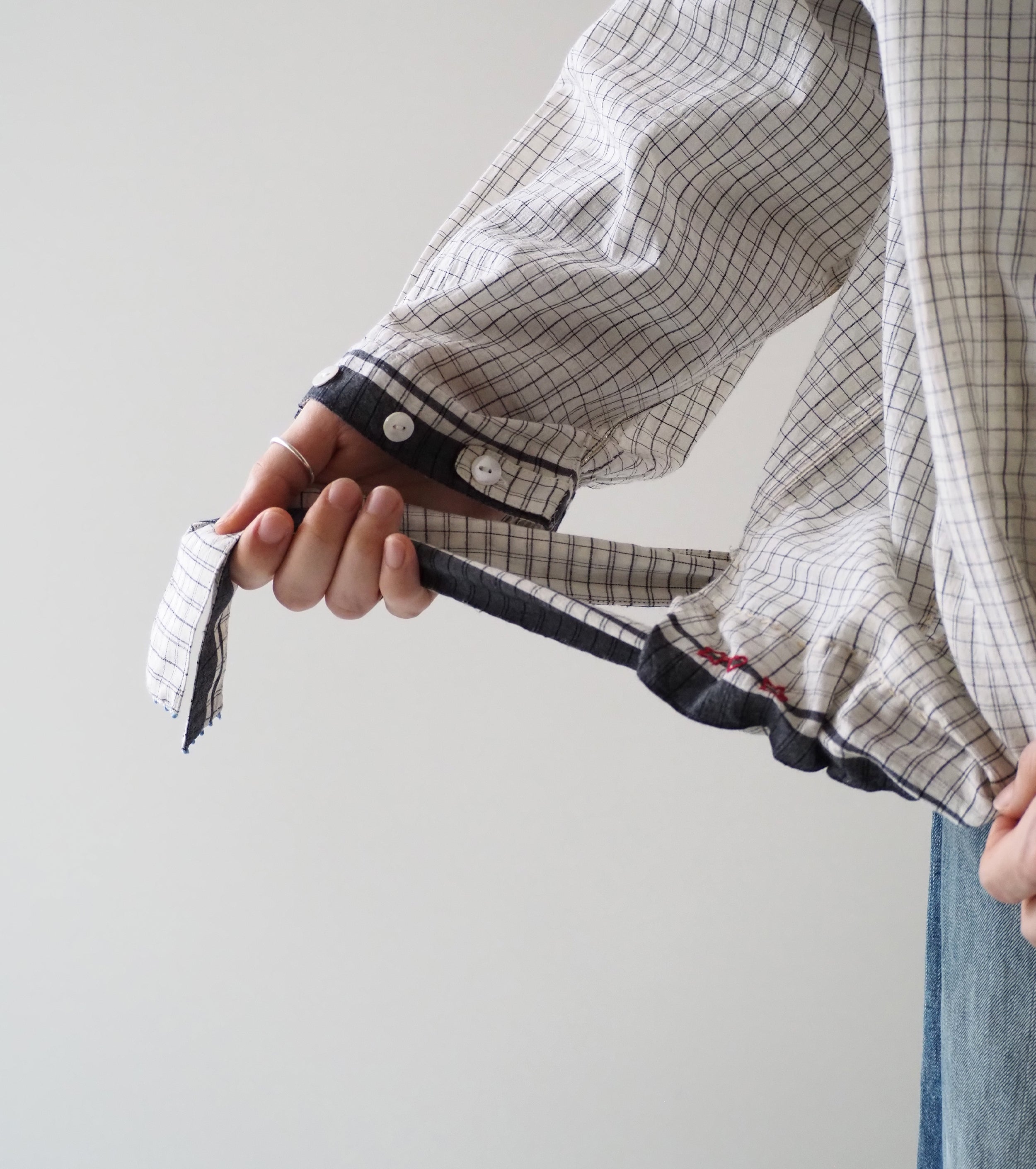 MAATEE & SONS GUPTA PARKA, White Black