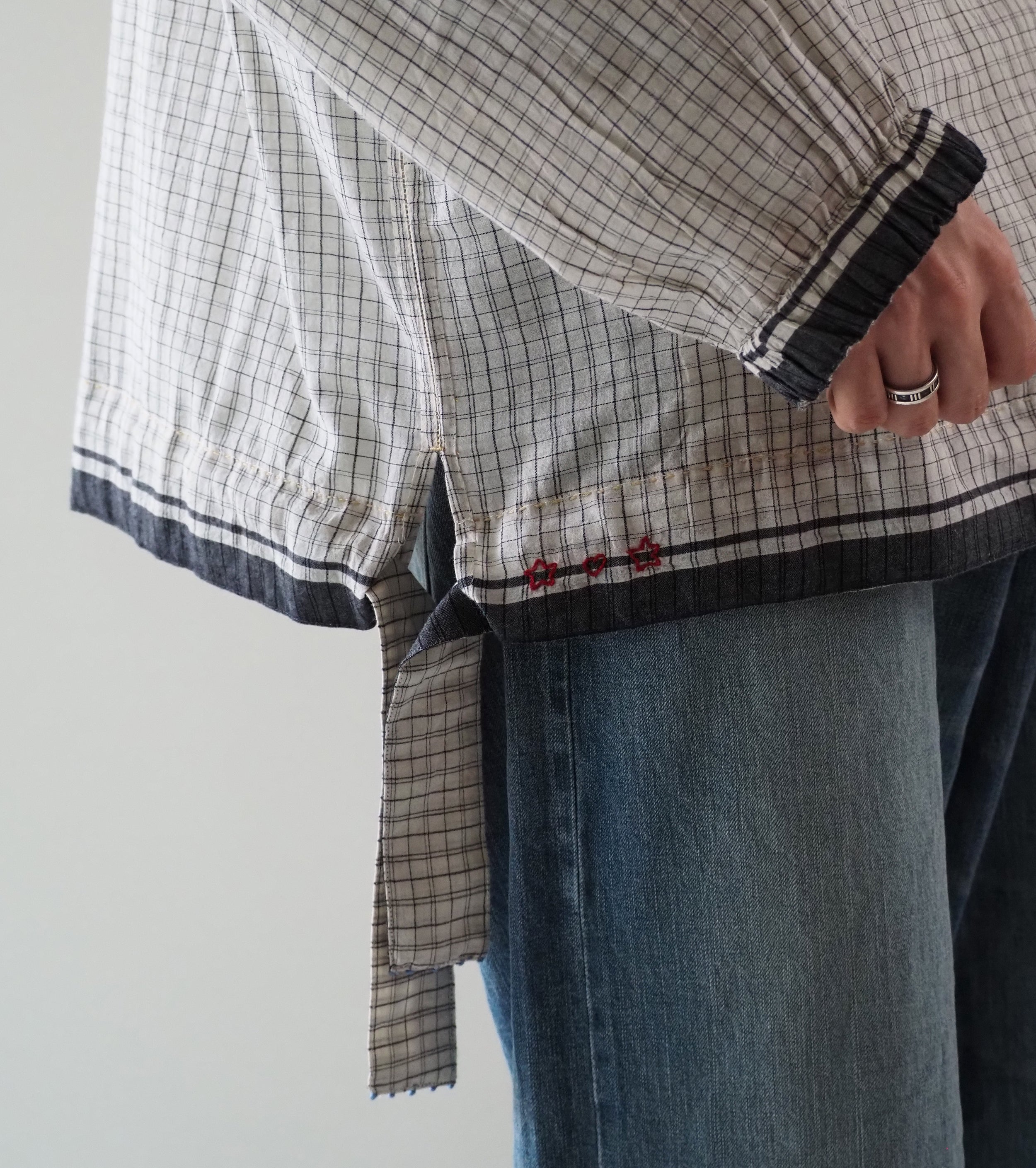 MAATEE & SONS GUPTA PARKA, White Black