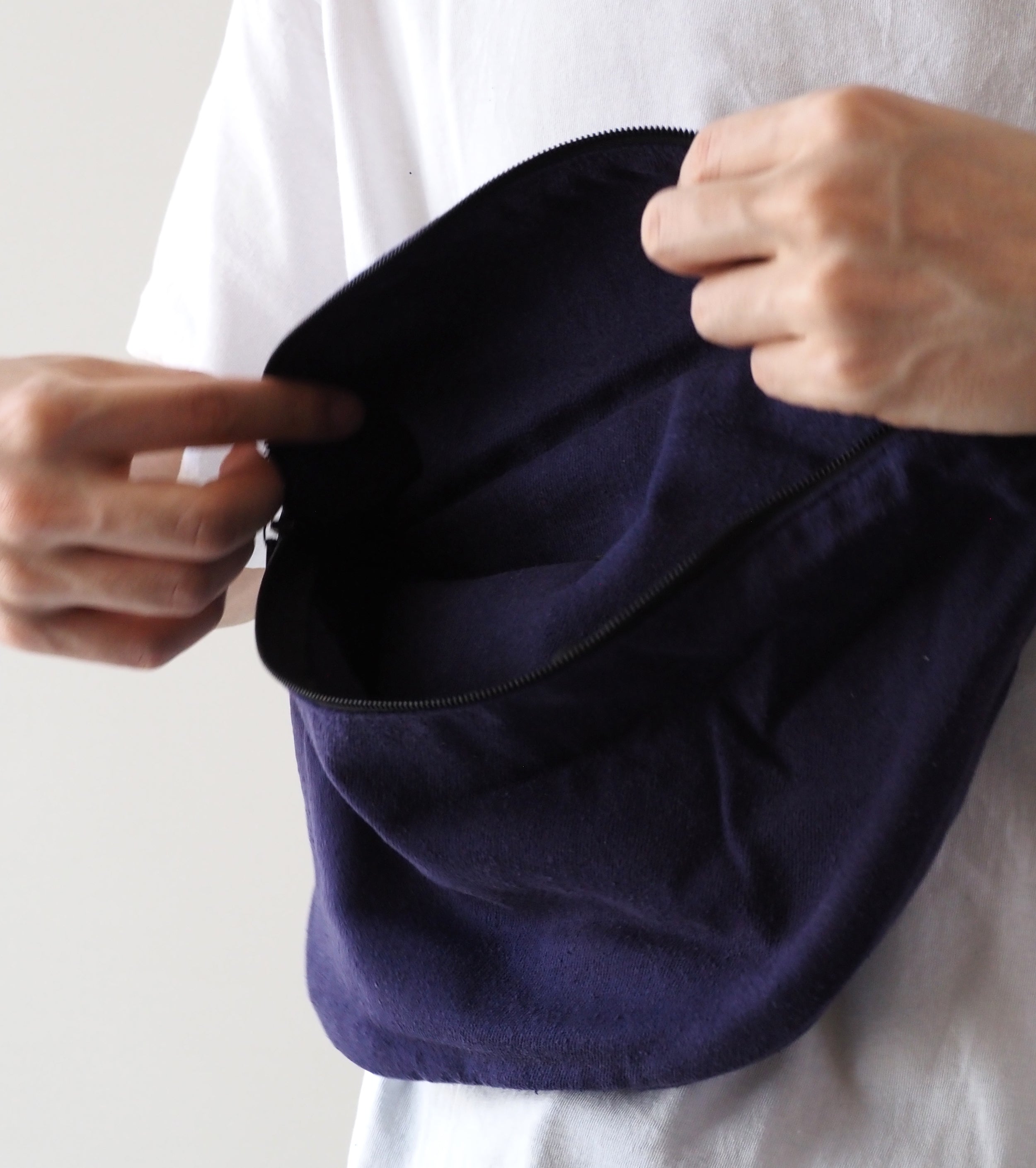 COMOLI Silk Nep WAIST BAG, Purple