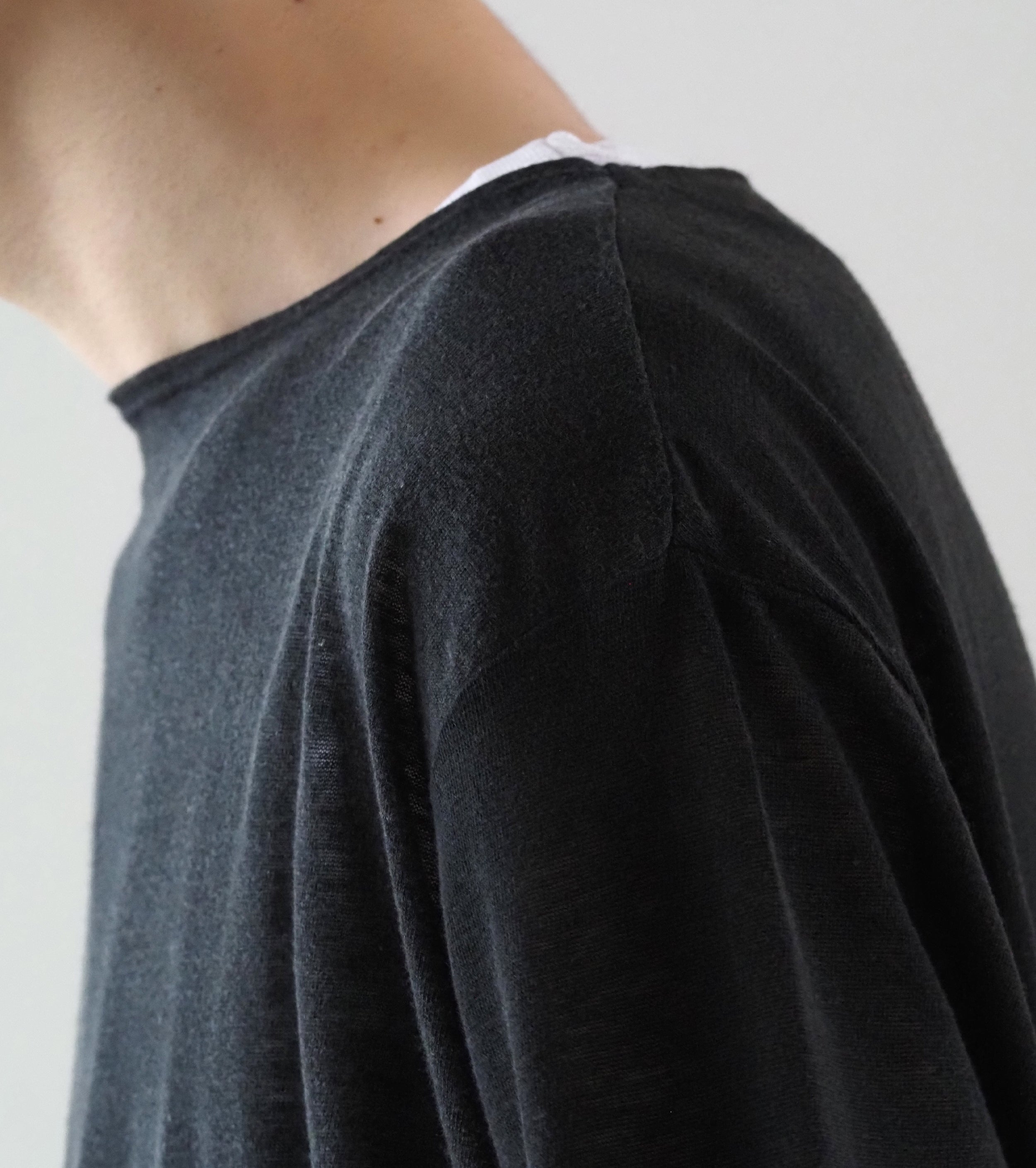 MAATEE＆SONS ロングスリーブ ボート ティー リネン 天竺 , Fade Black