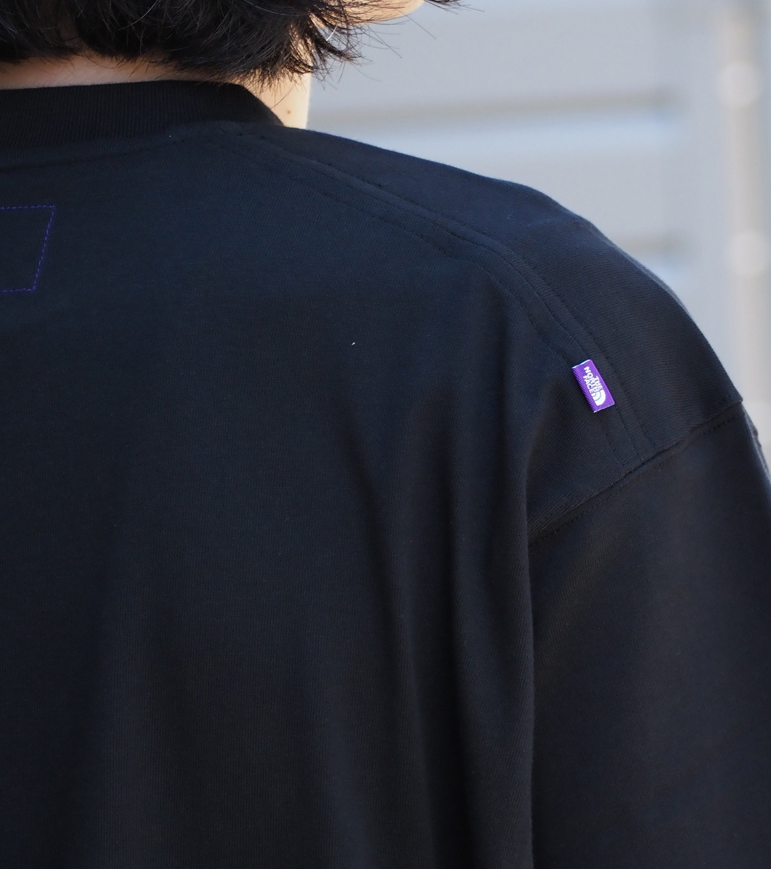 フィールド ティー, Black