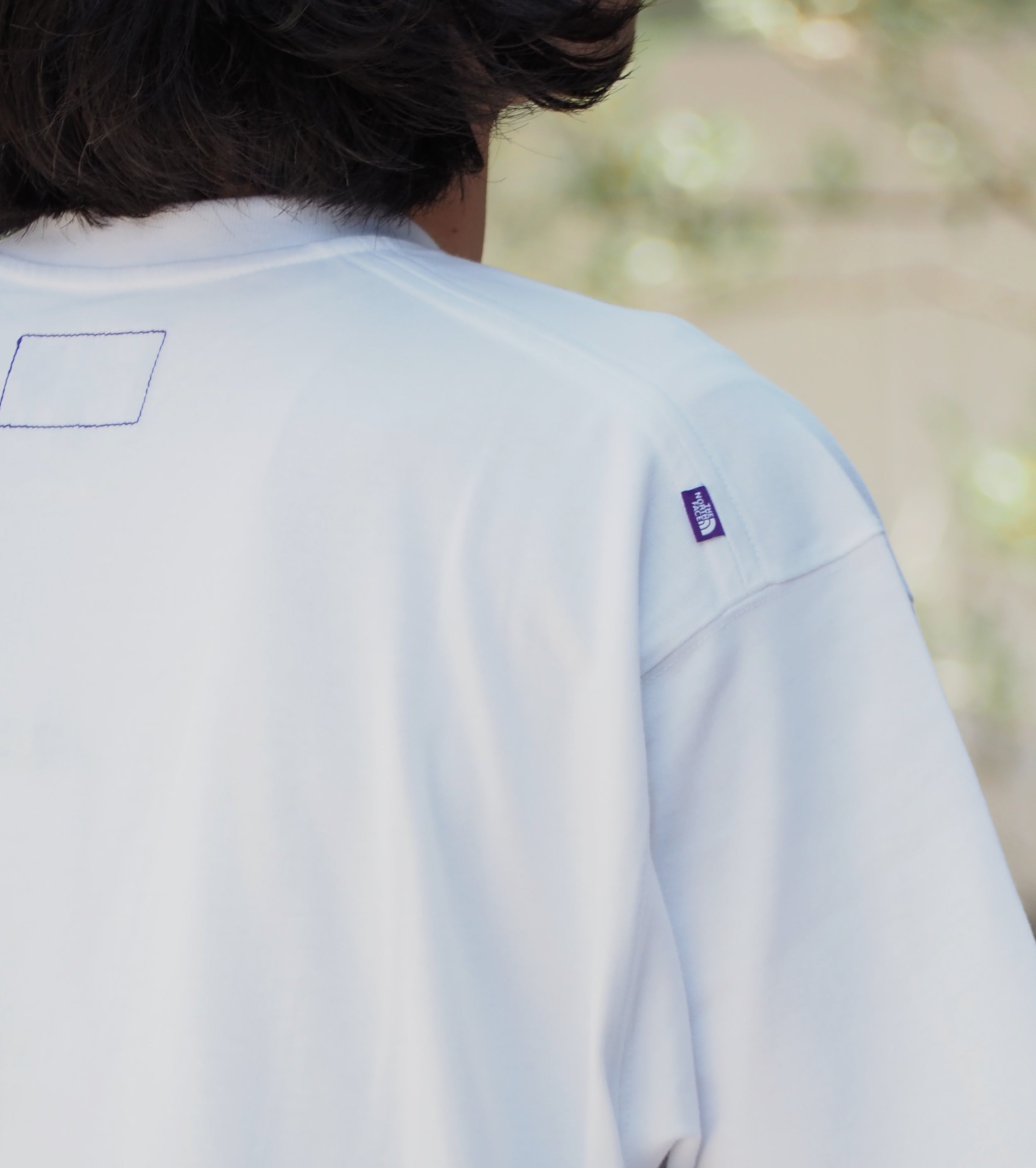 フィールド ティー, White