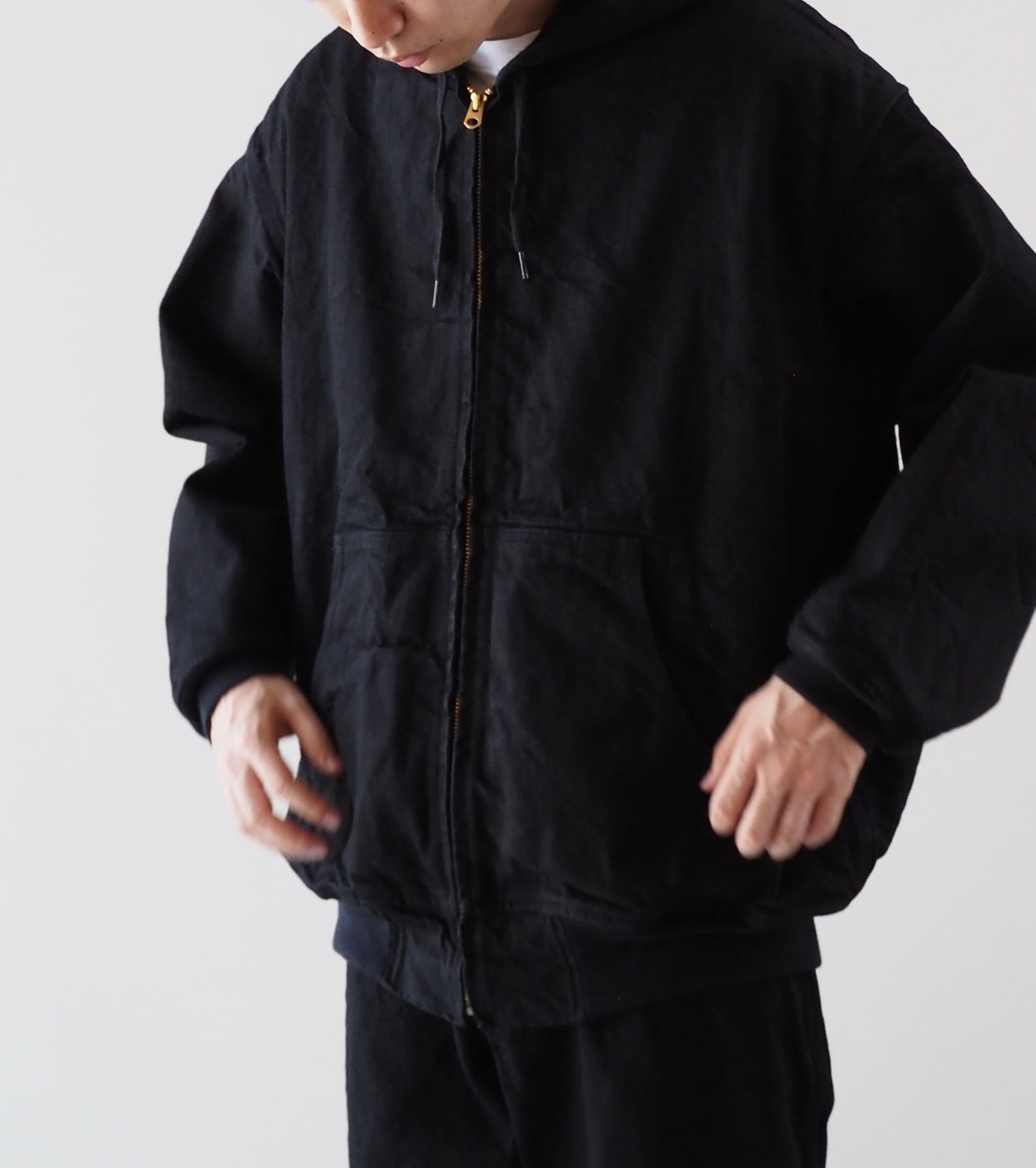 COMOLI ブラック デニム ジップ パーカ , Black