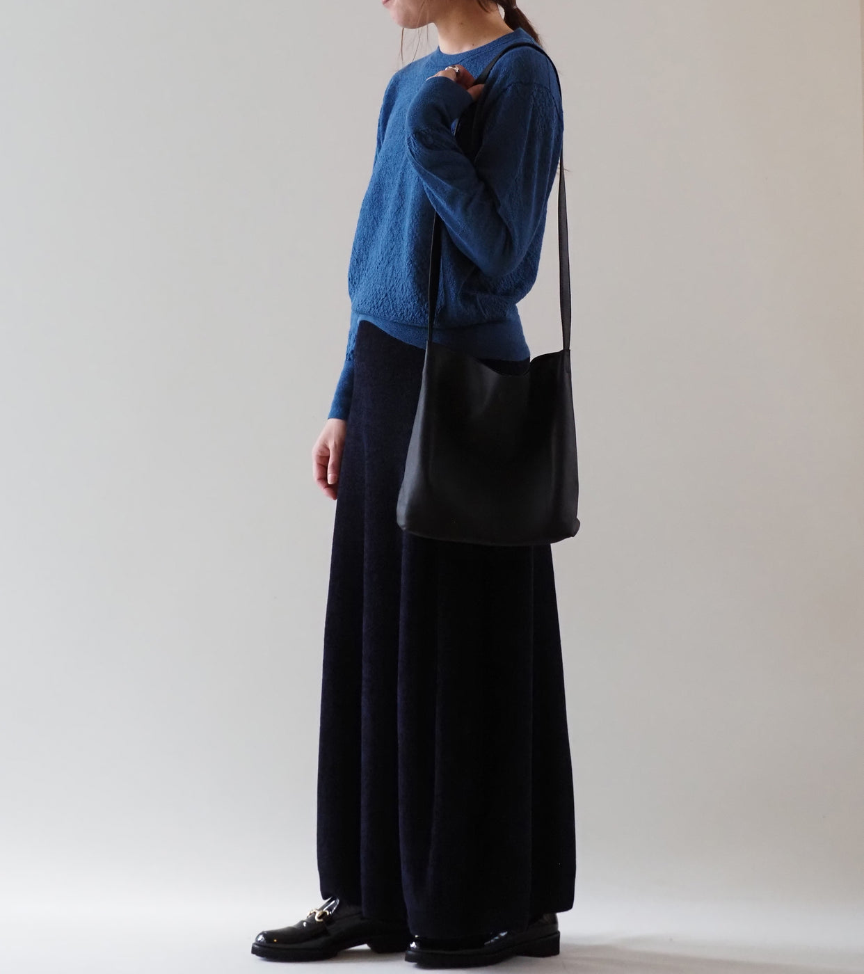 Unfil EX.SUPERFINE LAMBS WOOL & RAYON MOLE SKIRT,  Navy