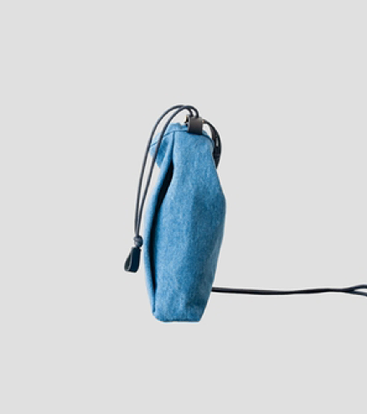 Texnh DRAWSTRING POUCH M / WASHED DENIM ,  Bleach