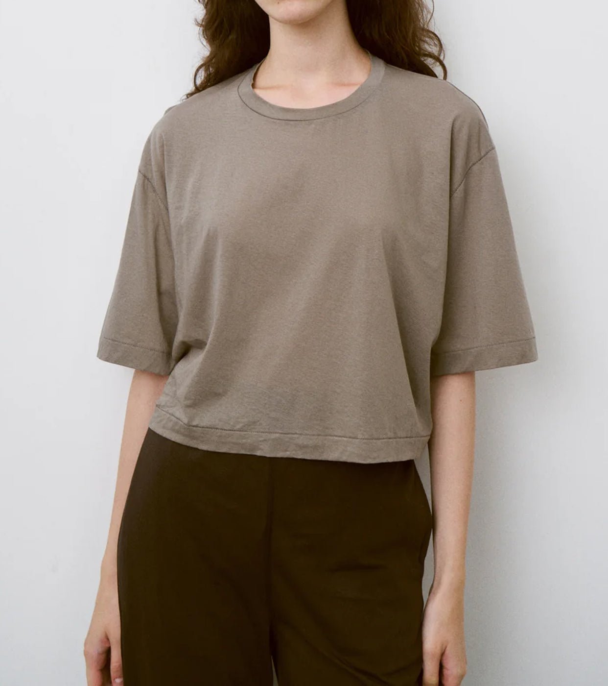 Unfil TWISTED COTTON SHEER JERSEY CROPPED TEE, Ash Gray