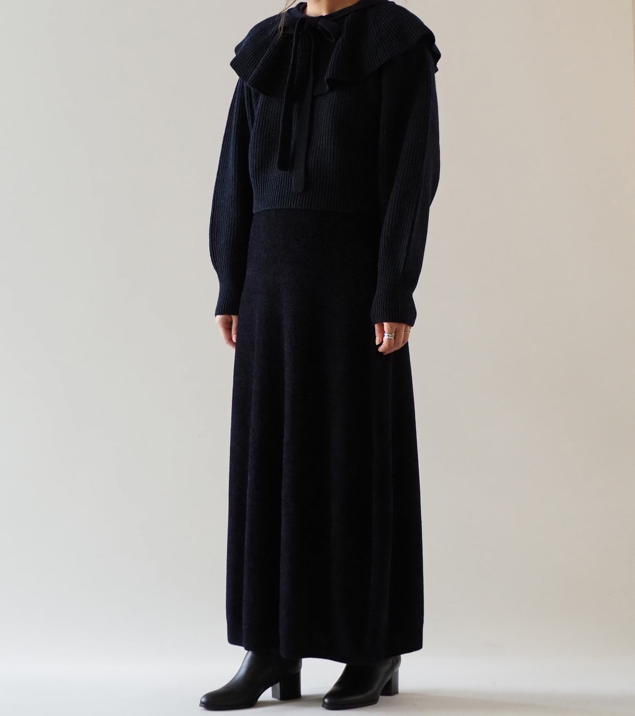 Unfil WOOLEN COTTON & EX.FINE LAMBS WOOL RIBBED-KNIT P/O, Black Navy