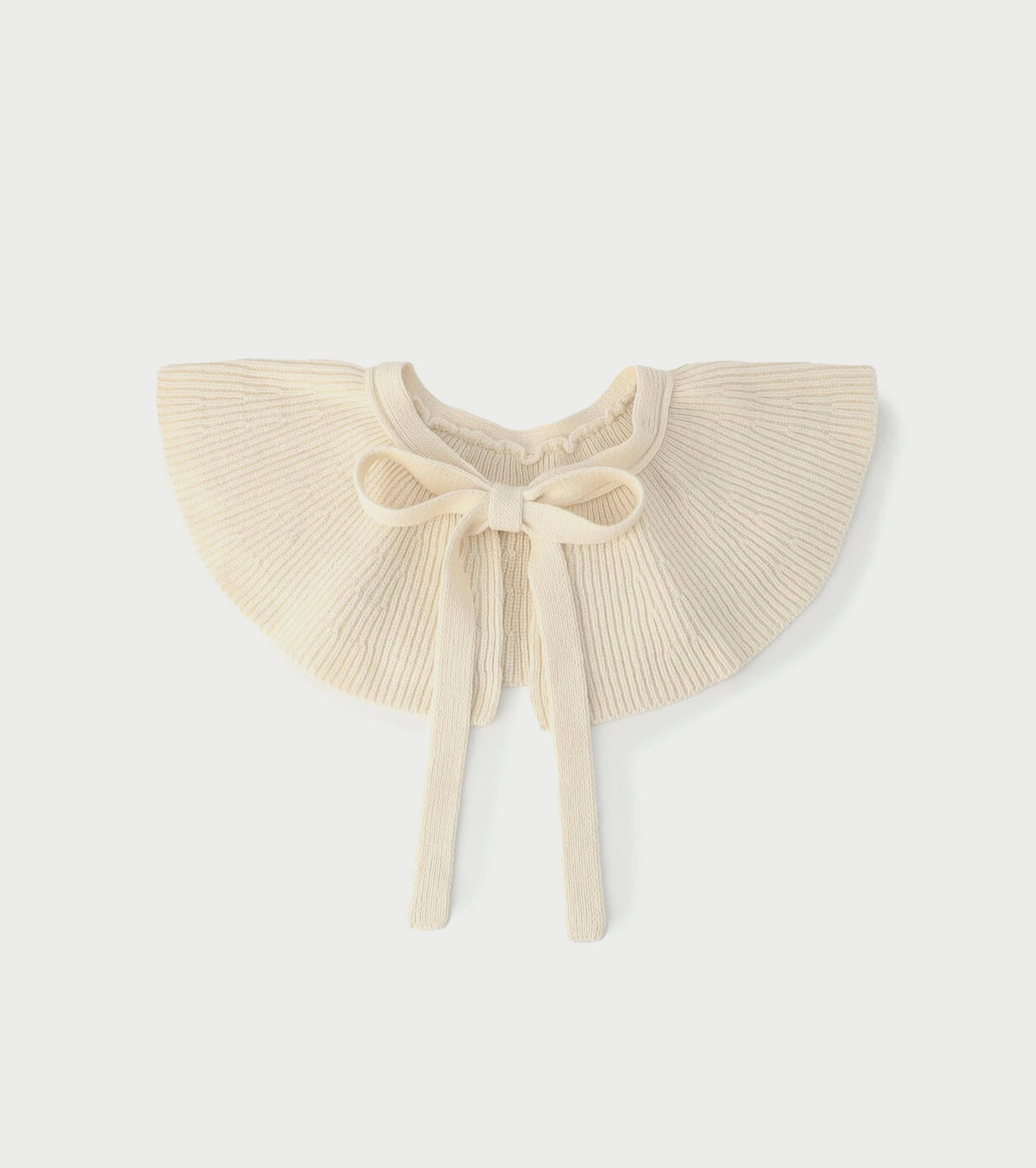 Unfil WOOLEN COTTON & EX.FINE LAMBS WOOL RIBBED-KNIT FRILL COLLAR, Off White