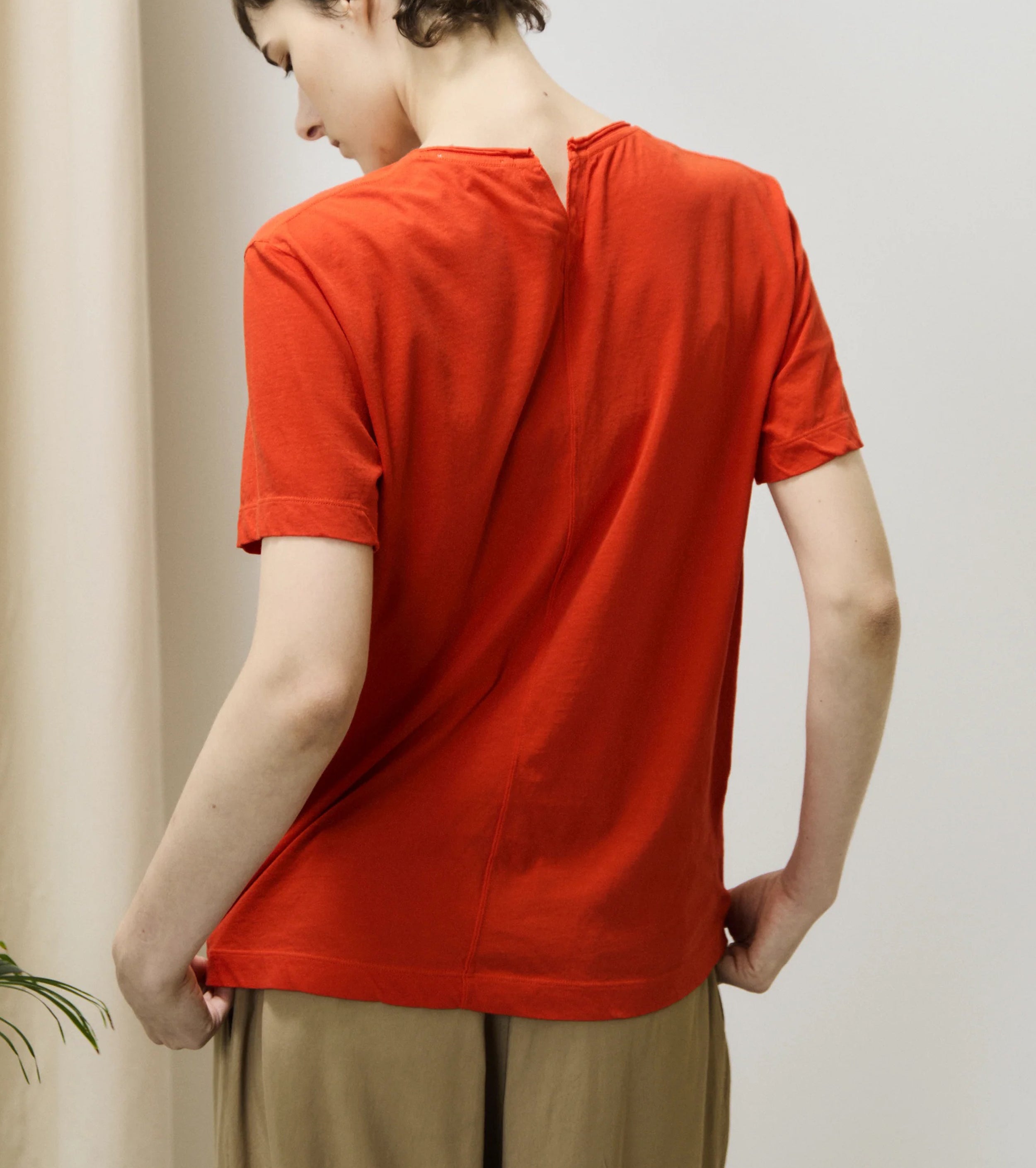 Unfil ツイスト コットン ジャージ ベーシック フィット Tシャツ, Tomato