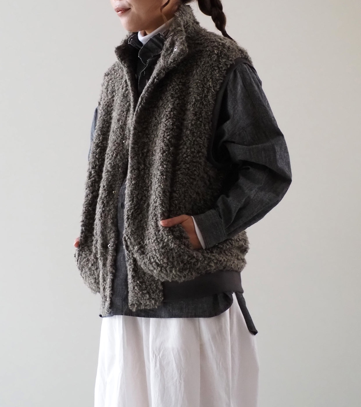 Yarmo ボア スリーブレス ジャケット ,  Grey