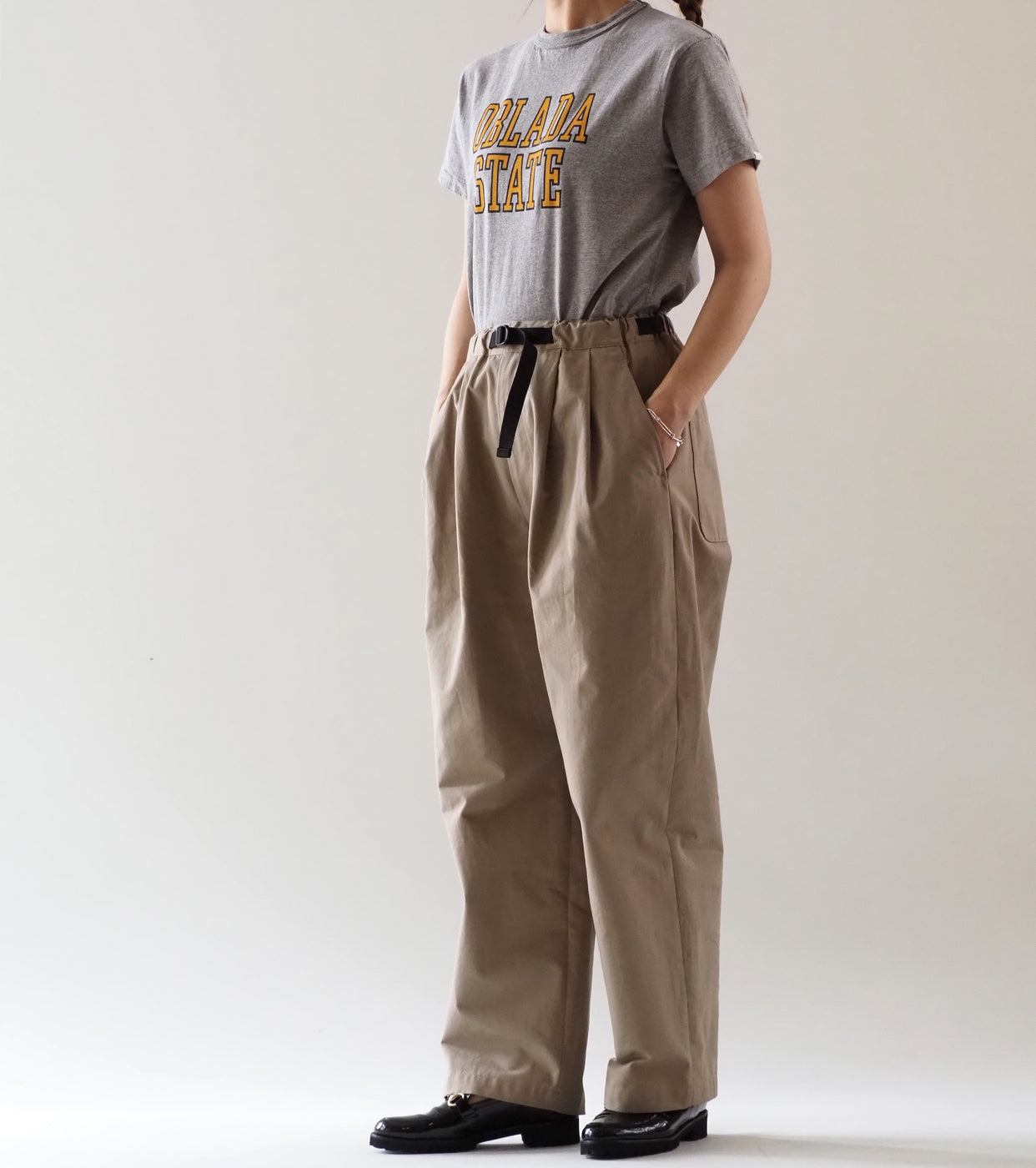 Oblada ステート ティー, Gray