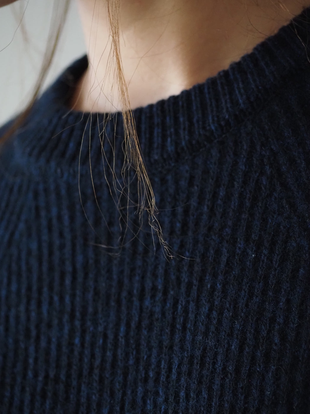 Unfil WOOLEN COTTON & EX.FINE LAMBS WOOL RIBBED-KNIT P/O, Black Navy