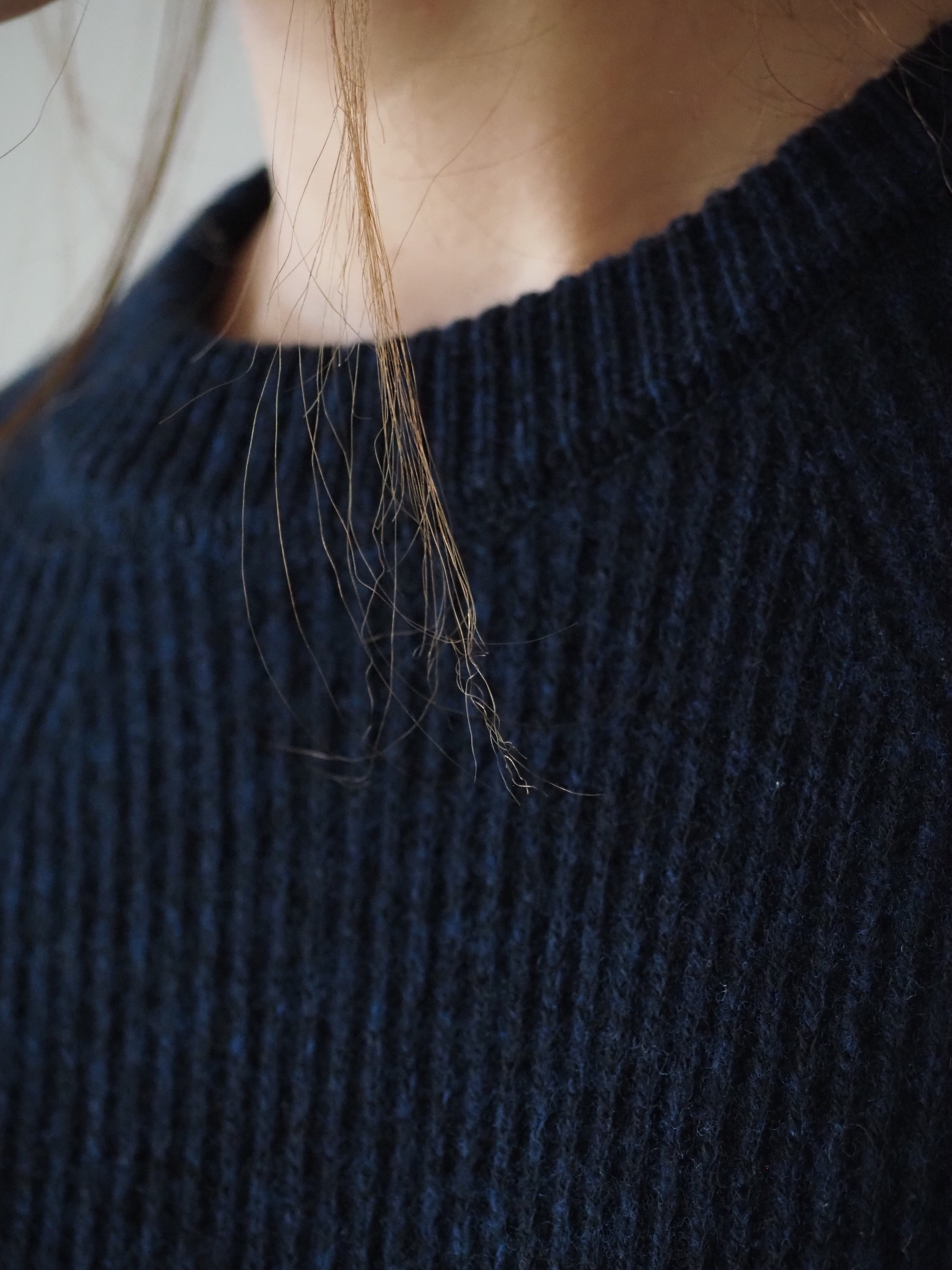 Unfil WOOLEN COTTON & EX.FINE LAMBS WOOL RIBBED-KNIT P/O, Black Navy