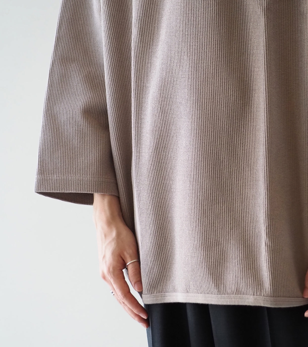 Blurhms Root Stock ラフ＆スムース サーマル ベースボール ティー, Greige
