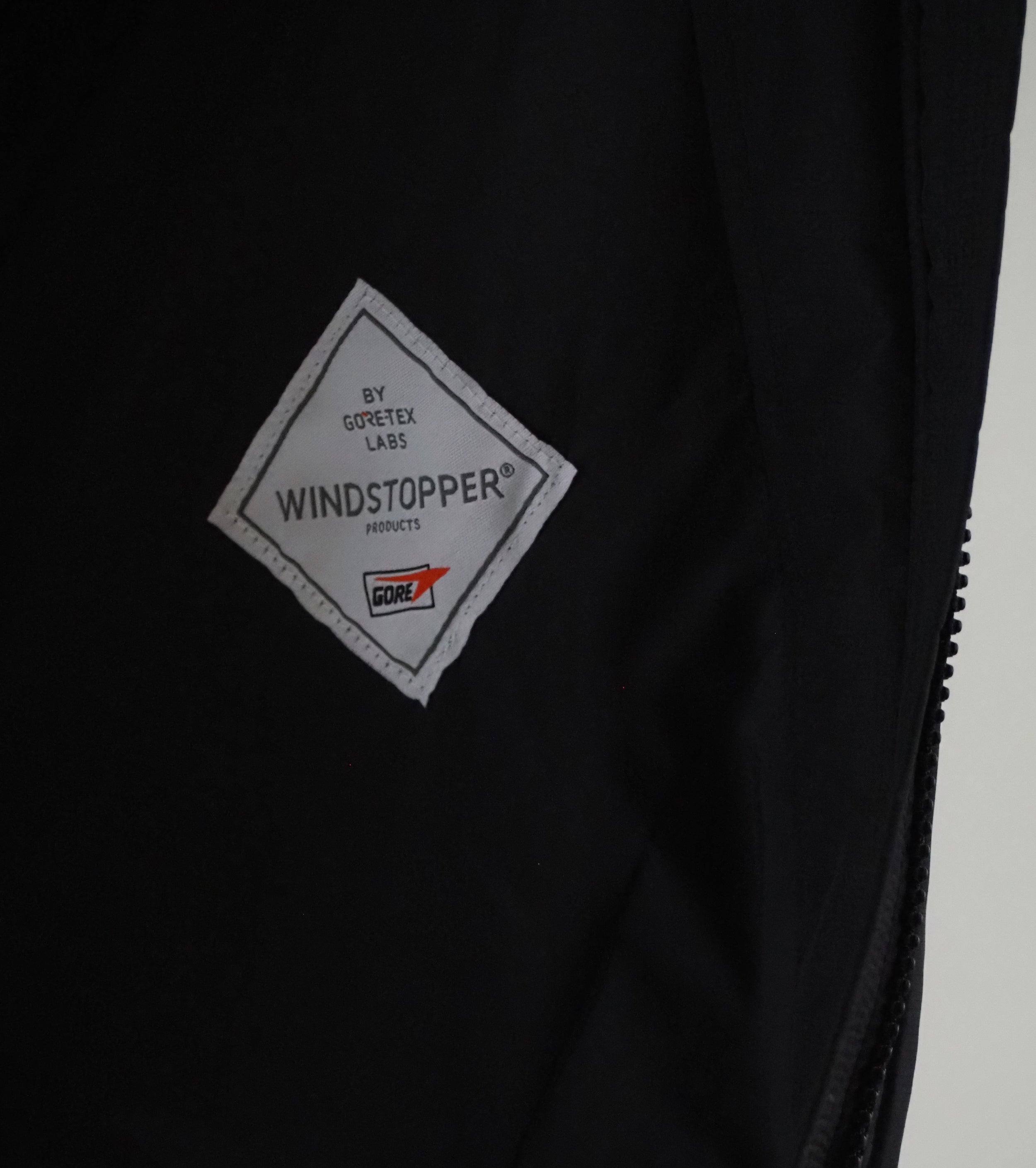 Goldwin Windstopper by GORE-TEX Labs Puffy Vest ＜UNISEX＞,   Black