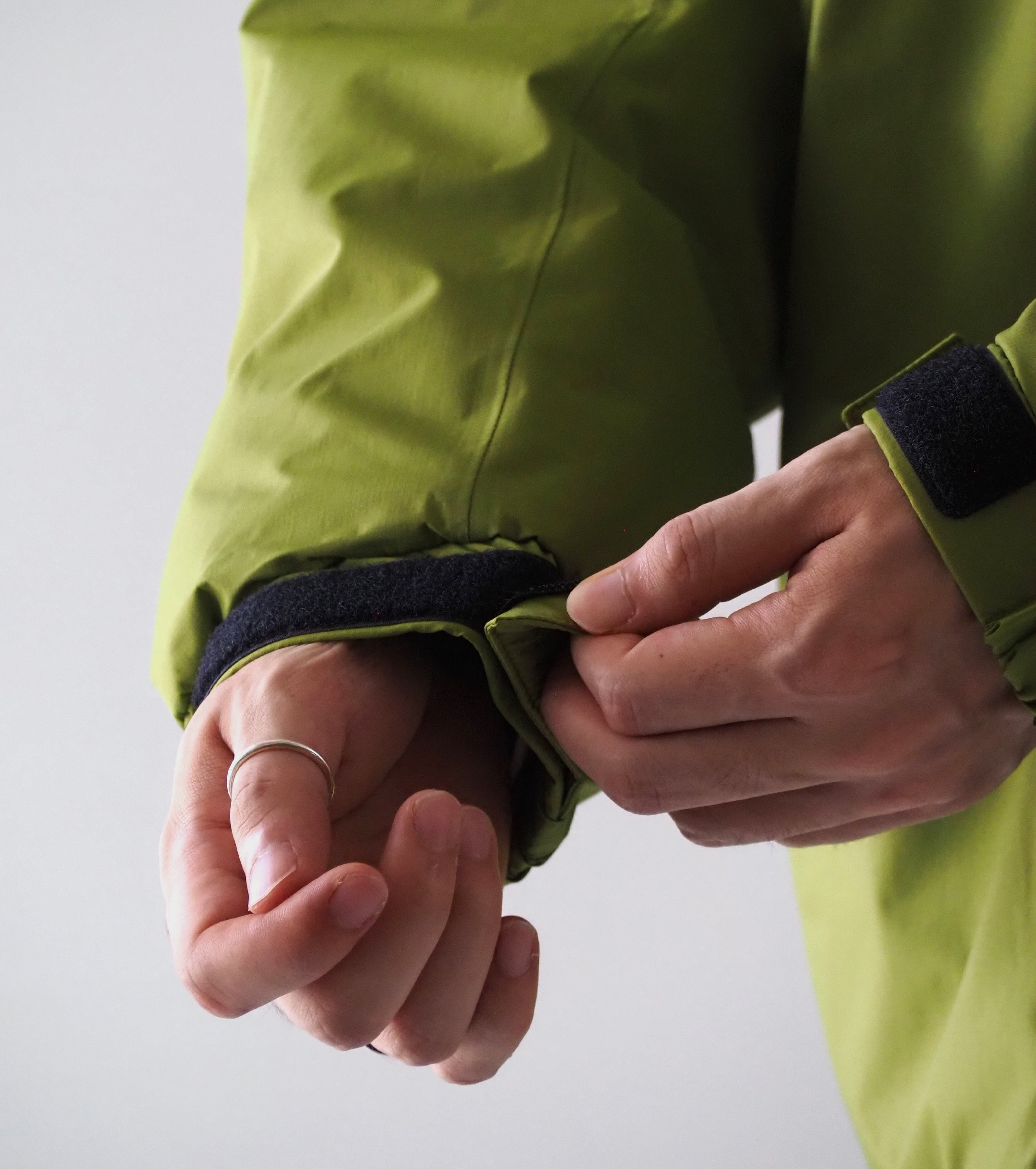 Goldwin Windstopper by GORE-TEX Labs Puffy Jacket ＜UNISEX＞,  Sencha Green
