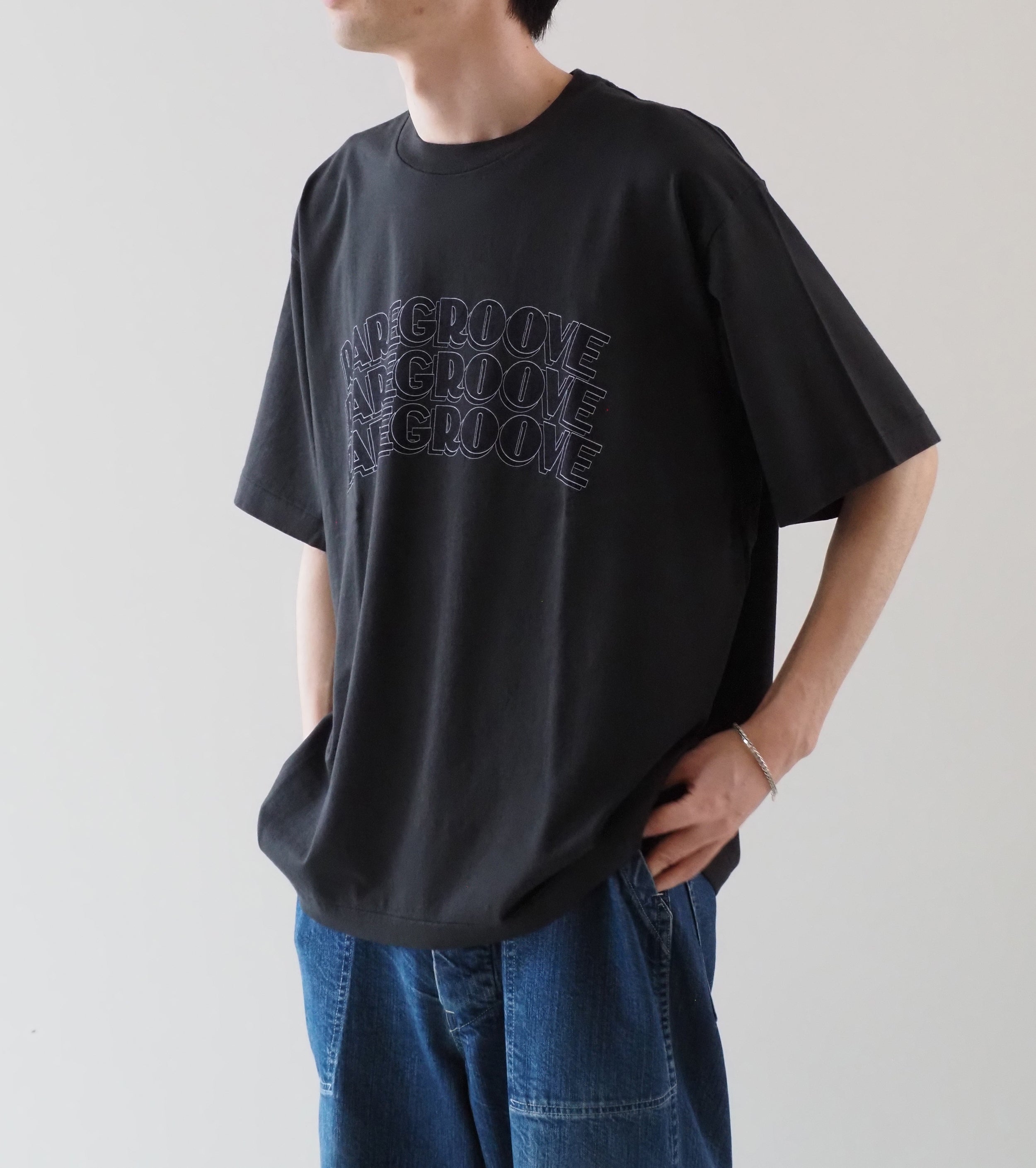 blurhms ROOT STOCK  【RAREGROOVE】プリント ティー ワイド  , Ink Black × Black-PT