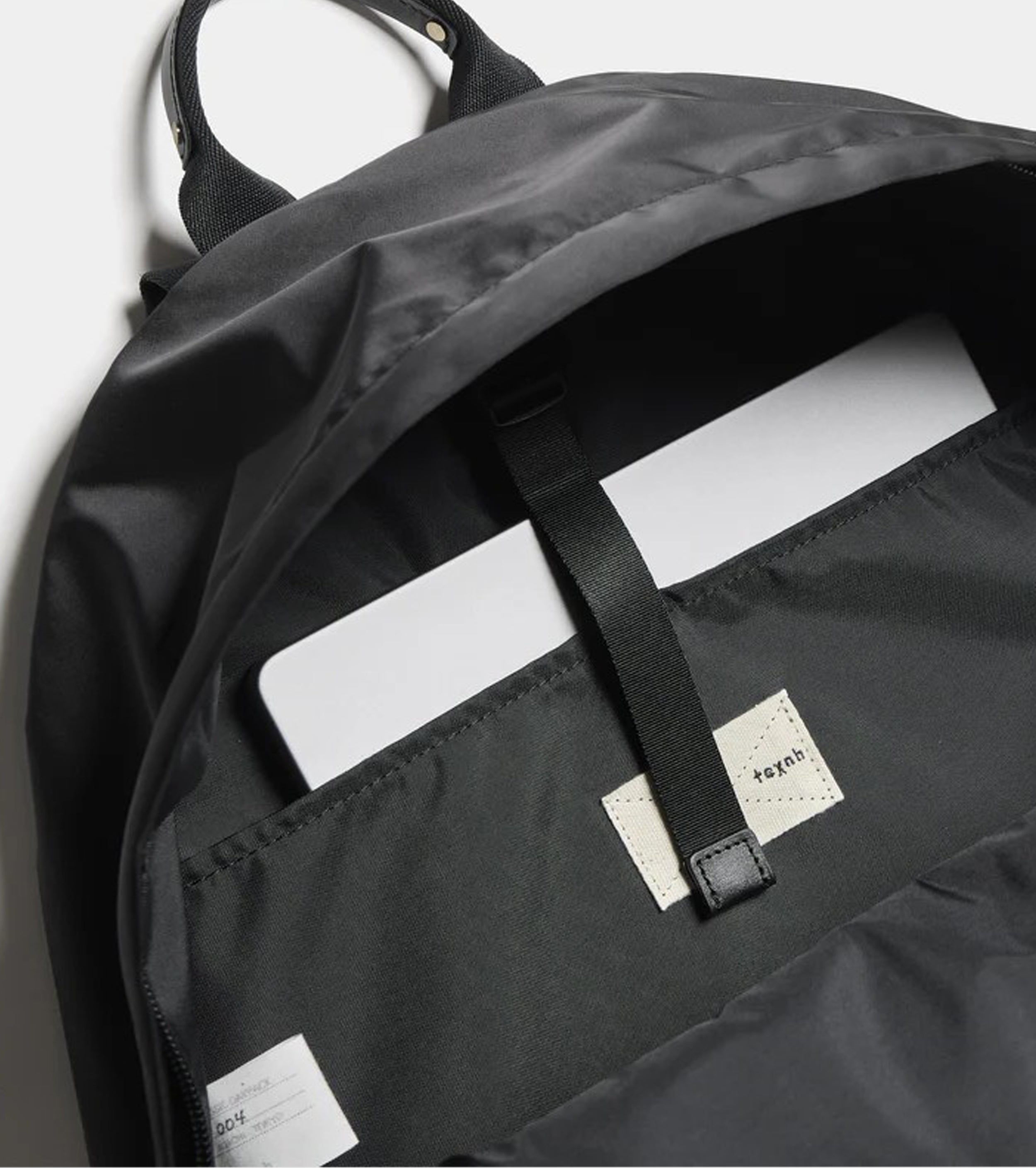 Texnh  クラシック デイパック L / 66NY , Black