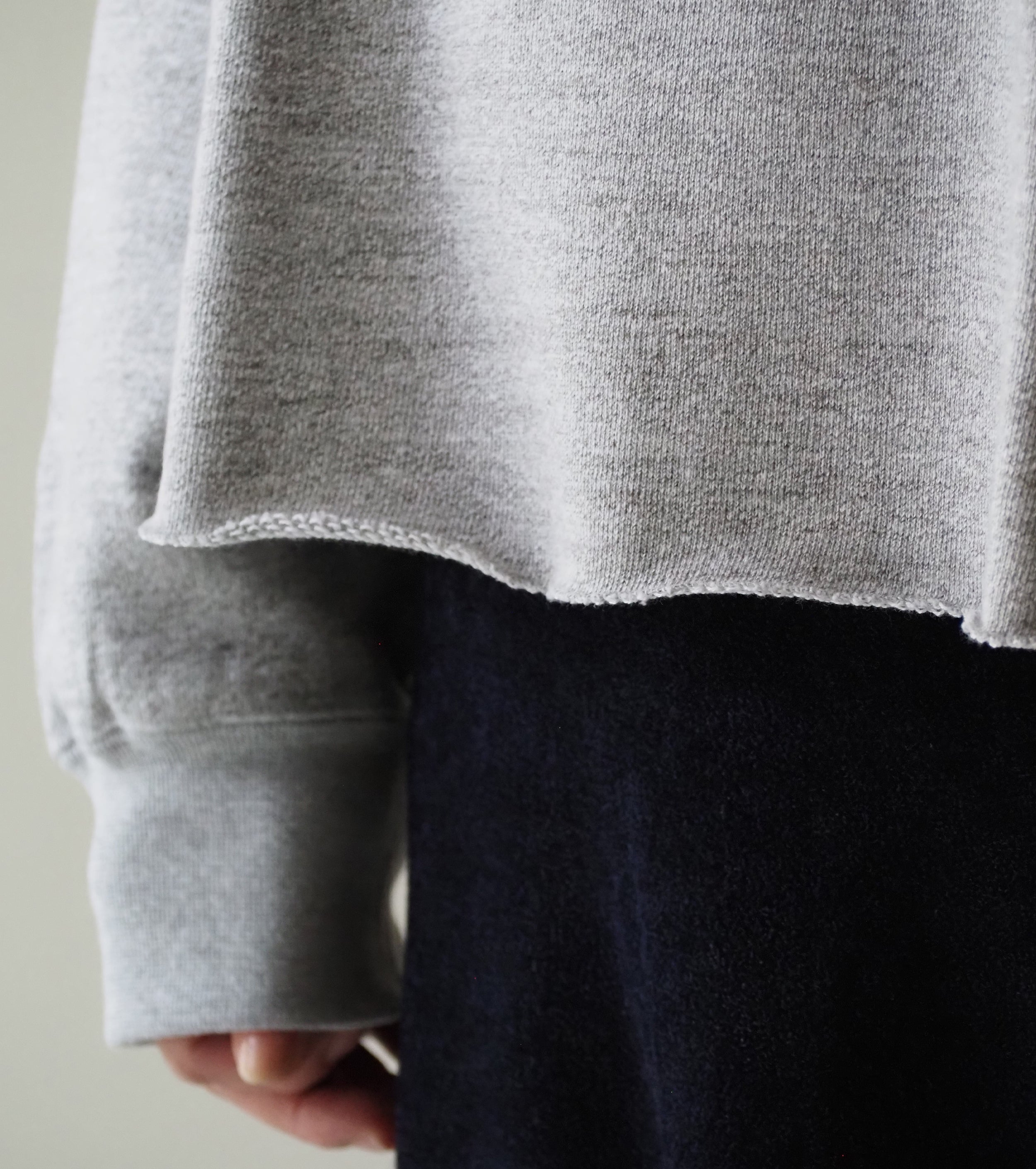 Americana 14 Gauge Cropped Cut-Off Sweat , Moku Gray