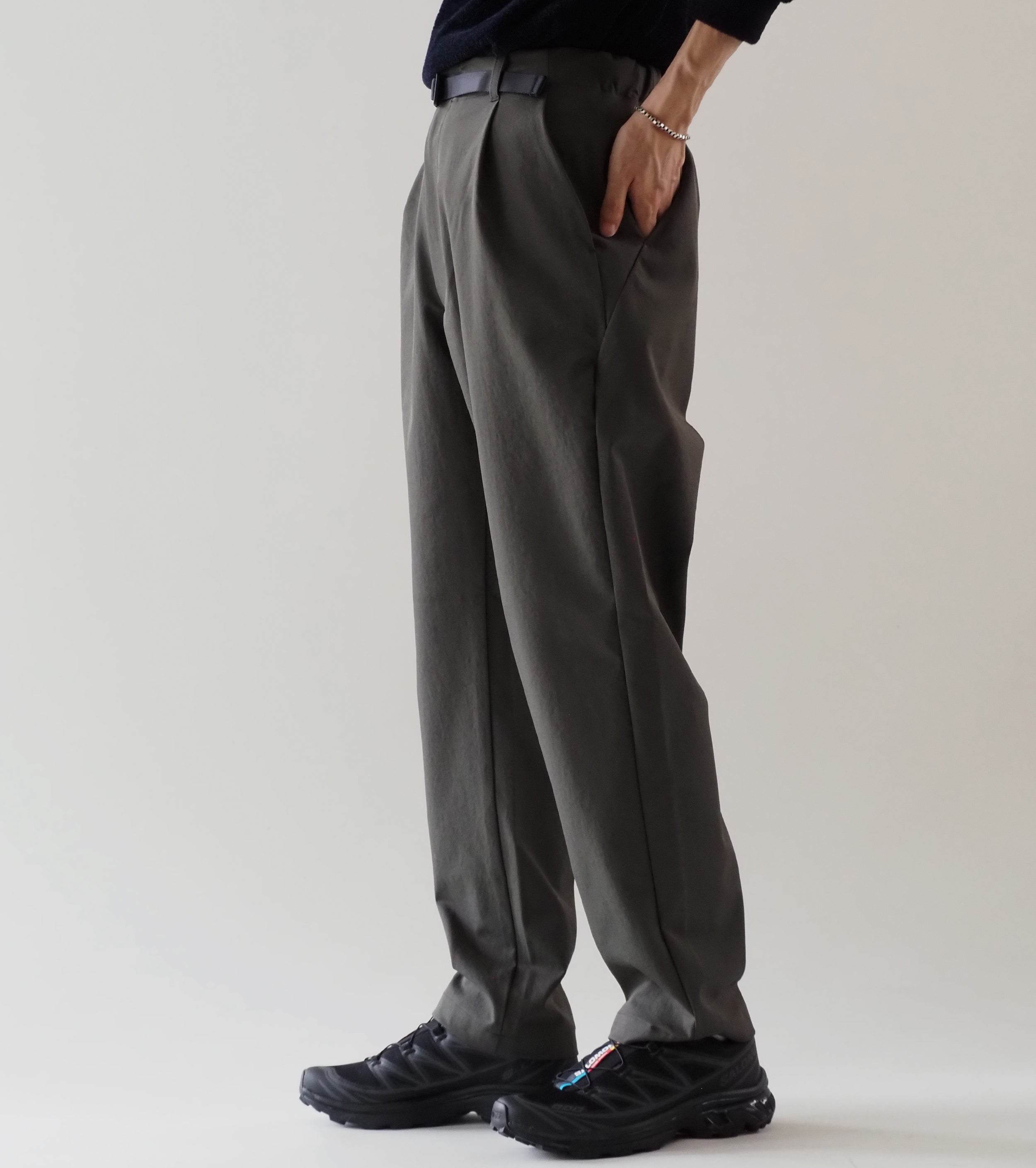 Goldwin One Tuck Tapered Stretch Pants,  Dark Olive