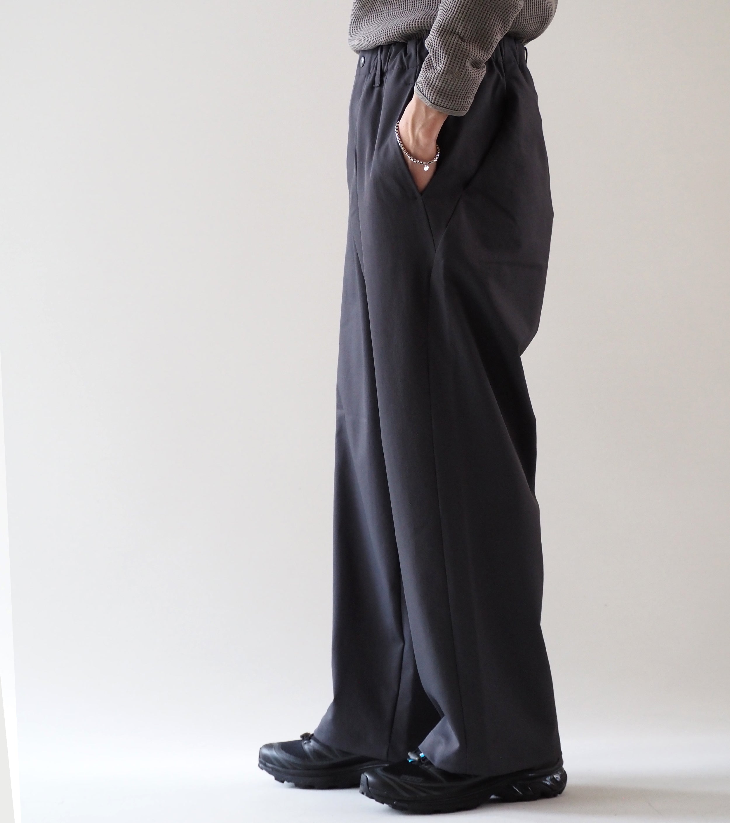 Goldwin Baggy Straight Pants , Deep Charcoal