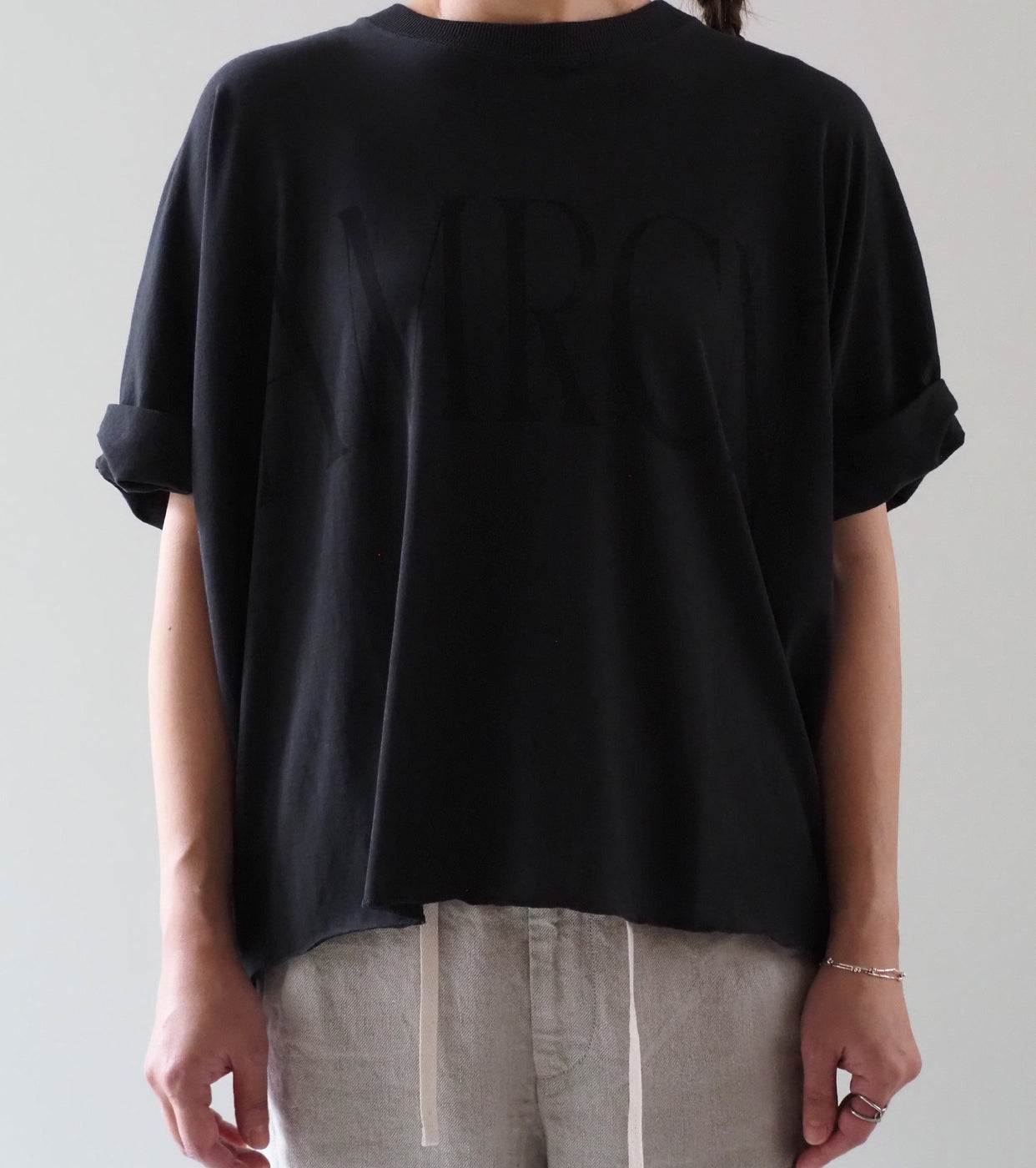 Americana クロップド ワイド ロールアップ ティーシャツ , Sumikuro