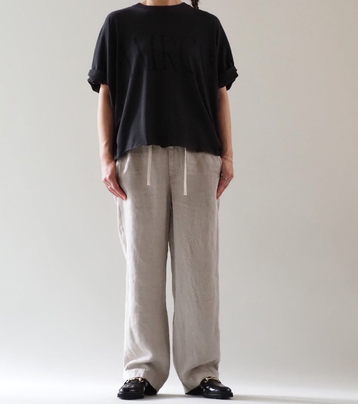 Americana クロップド ワイド ロールアップ ティーシャツ , Sumikuro