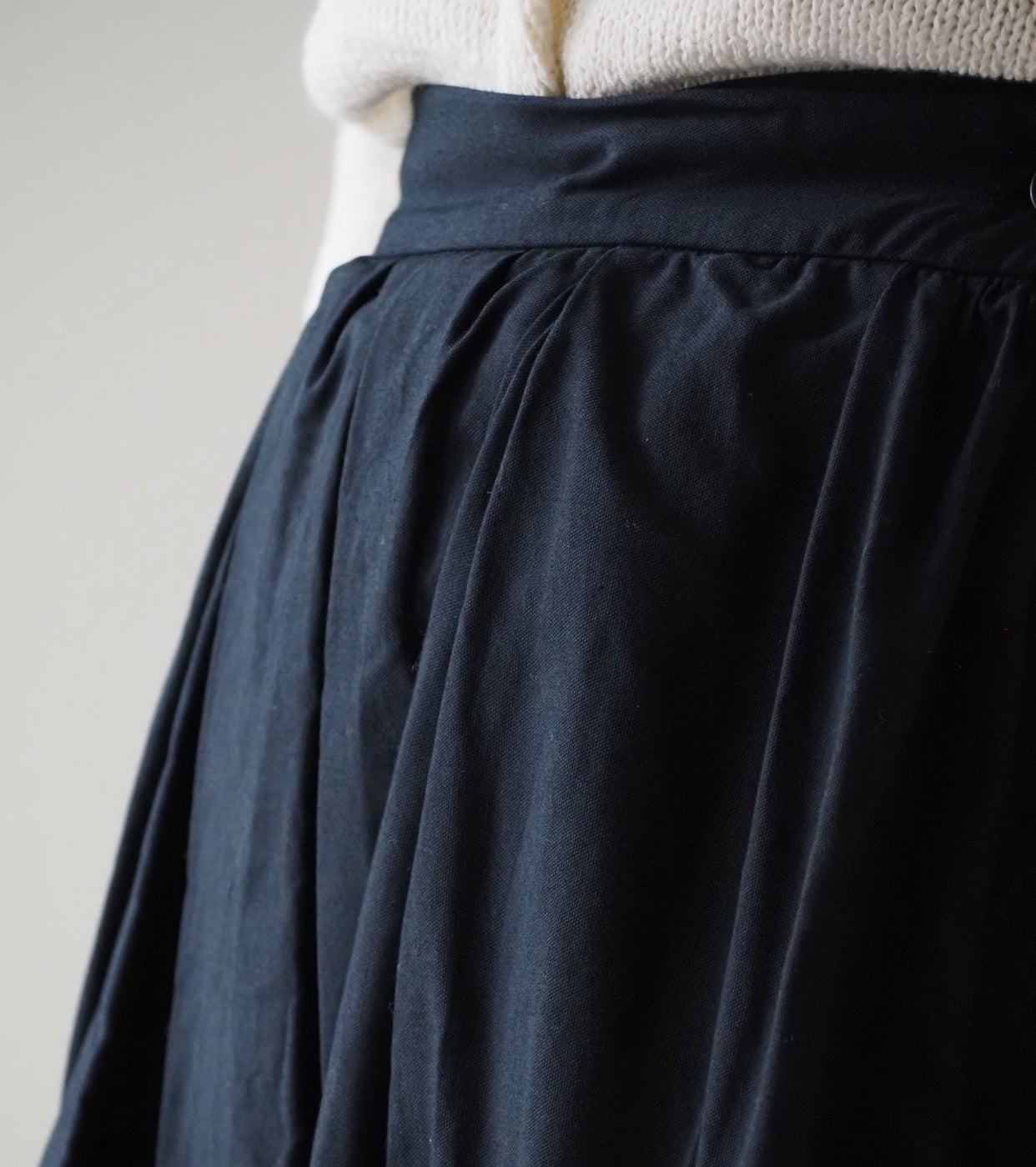 YAECA CANVAS DESIGN タック スカート , Dark Navy