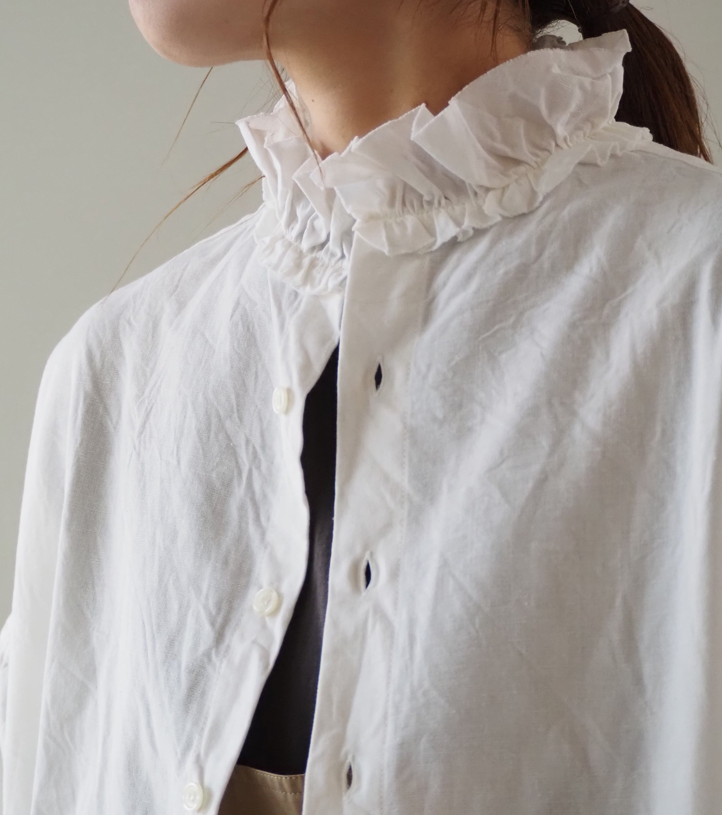 Yarmo ラッフル シャツ ダンガリー , White