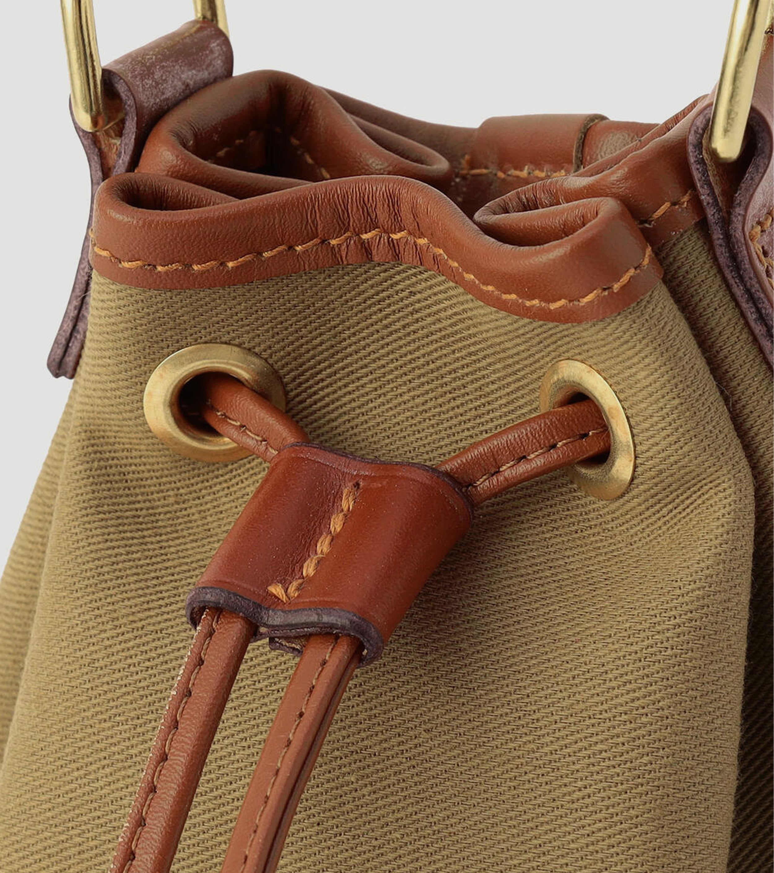 Brady Ely ,  Khaki