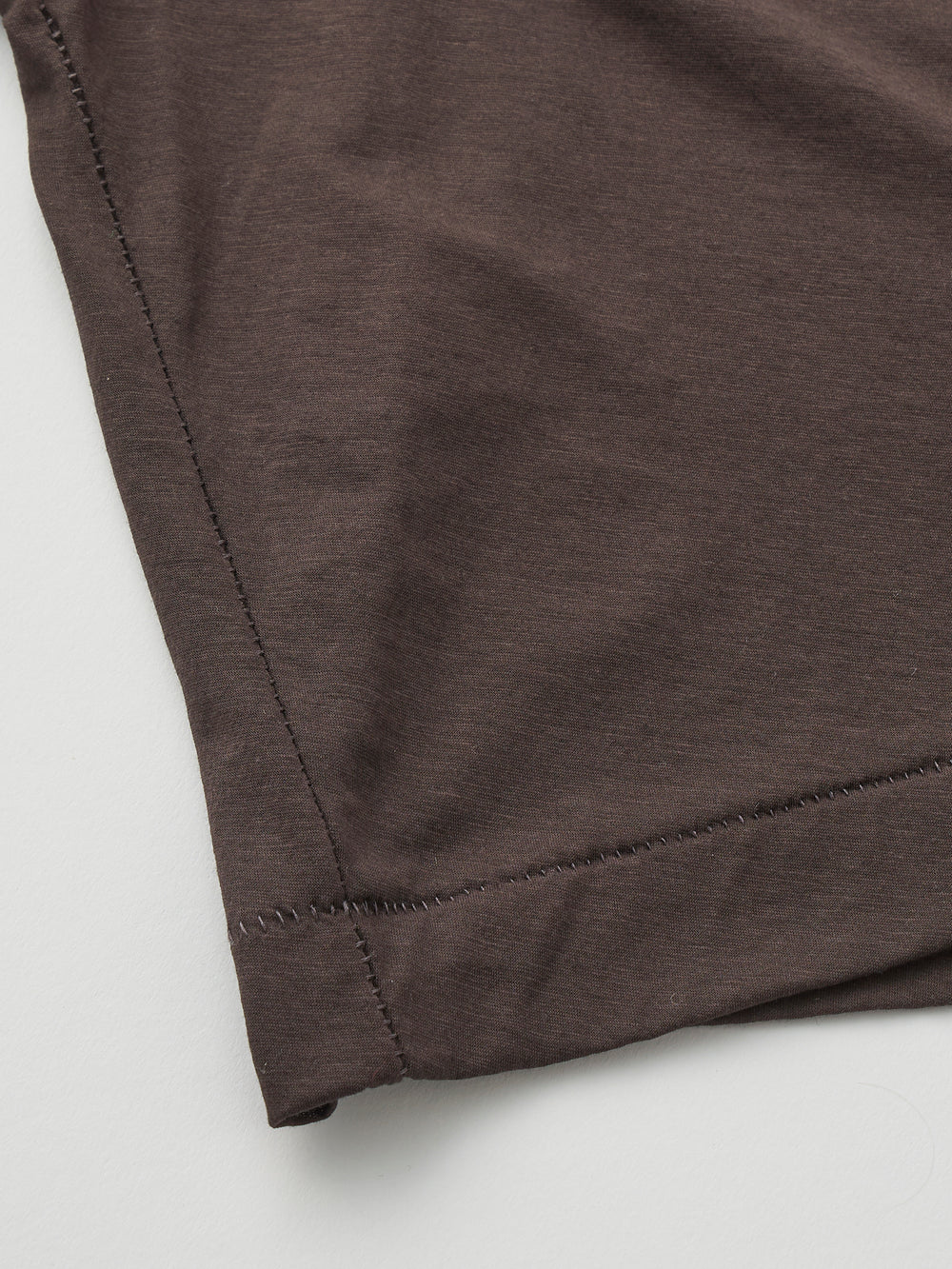 Unfil ツイステッド コットン シアー ジャージー クロップド ティー, Dark Brown