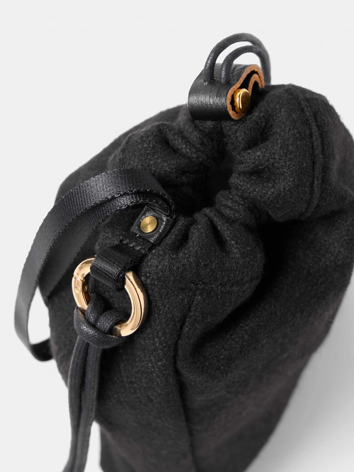 Texnh  ドローストリング  ポーチ M ウール , Black