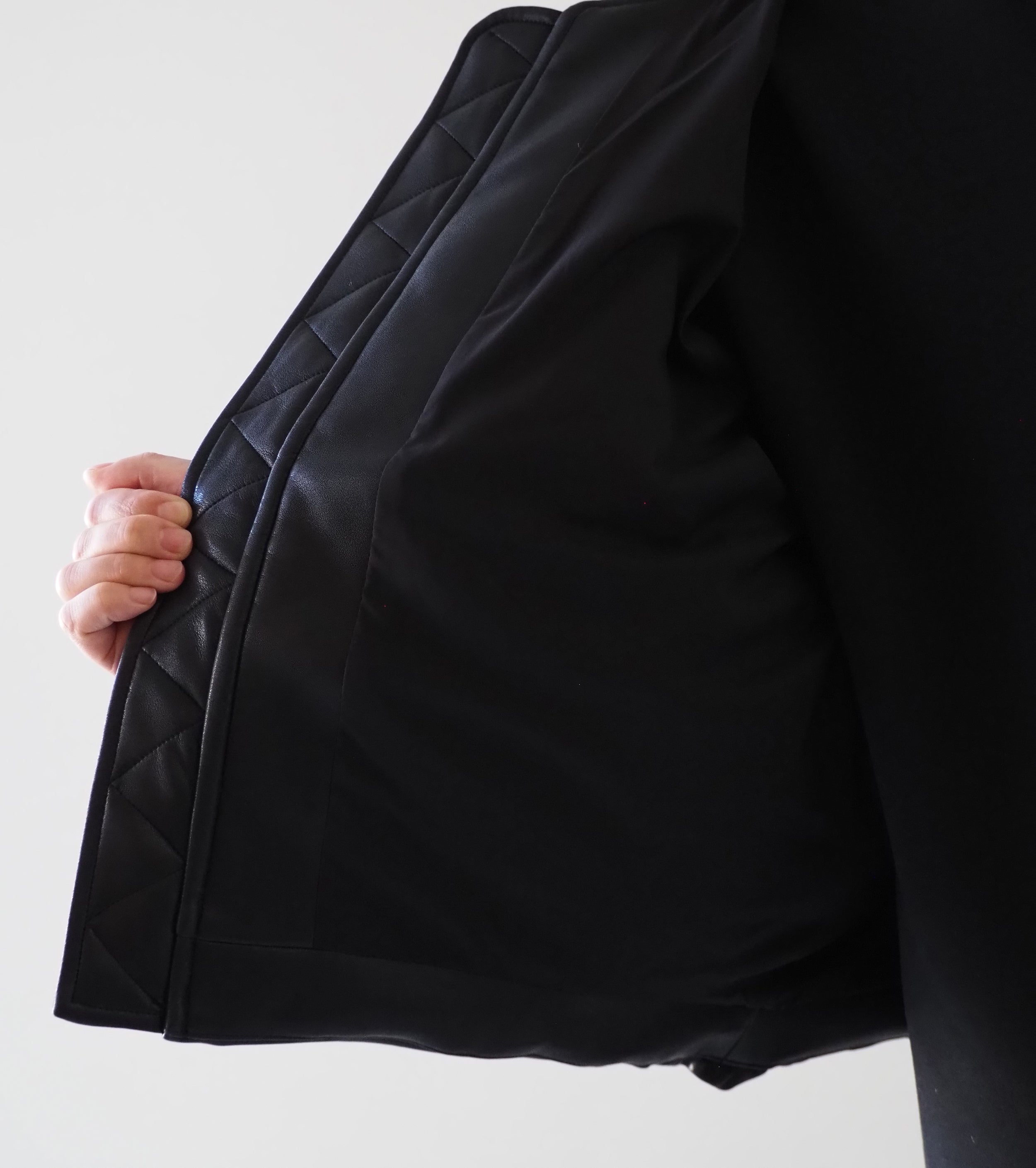 ALWEL フェイク レザー パテッド ボンバー ジャケット , Black