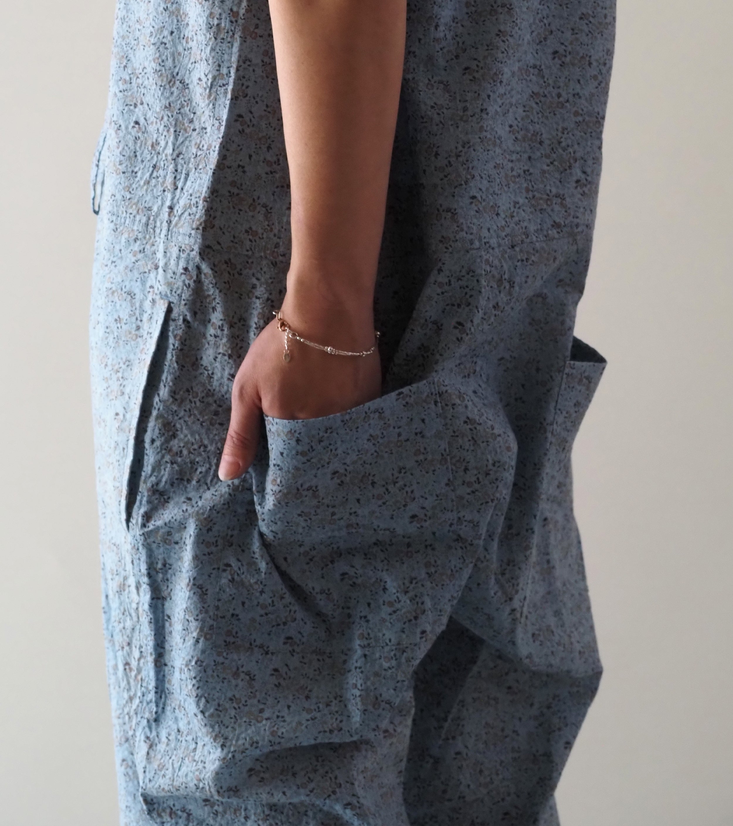 Yarmo Sleeveless Boiler Suit , Bleach