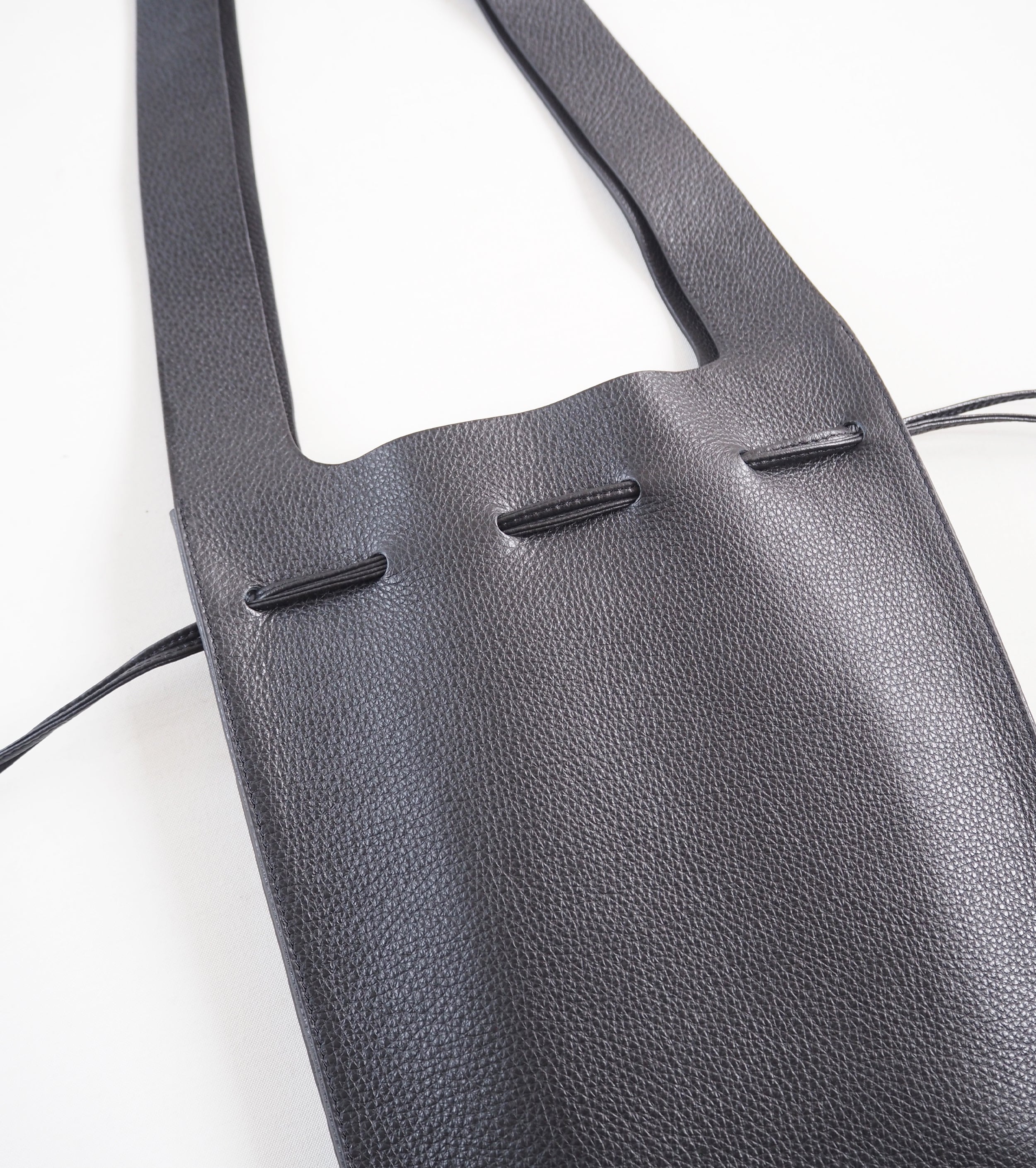 Aeta TOTE : M,Black