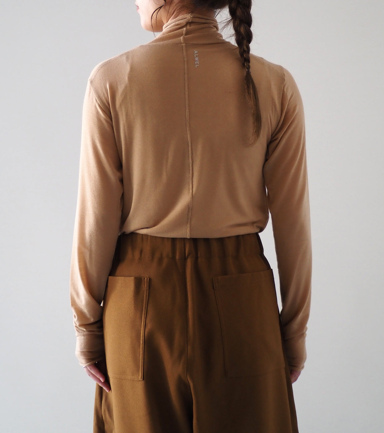 ALWEL シアー リブ タートルネック トップ , Dijon