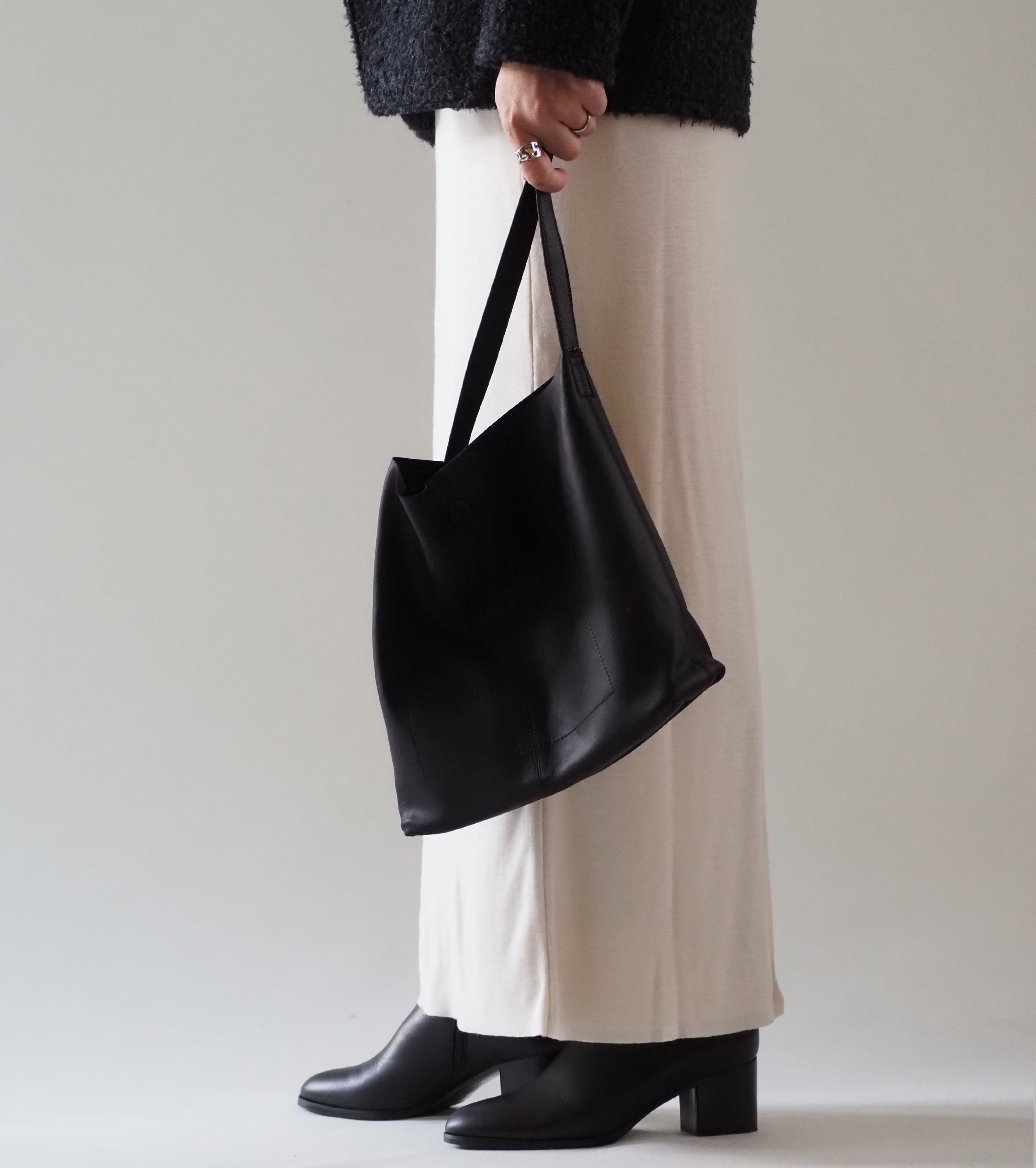 Morphee  SQUARE SHOULDER  : Black