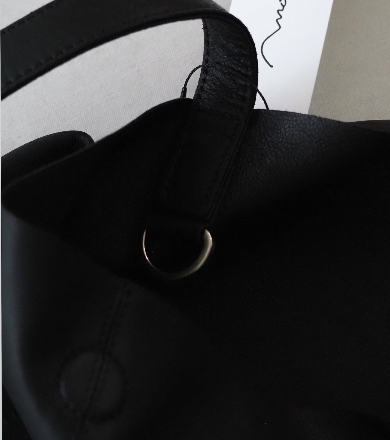 Morphee  SQUARE SHOULDER  : Black