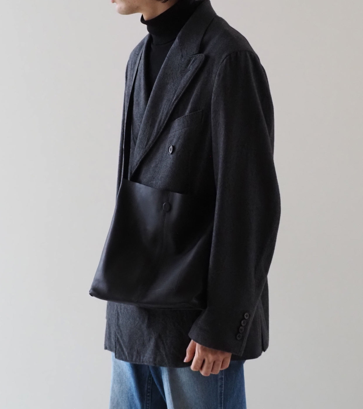 Morphee  SQUARE SHOULDER  : Black