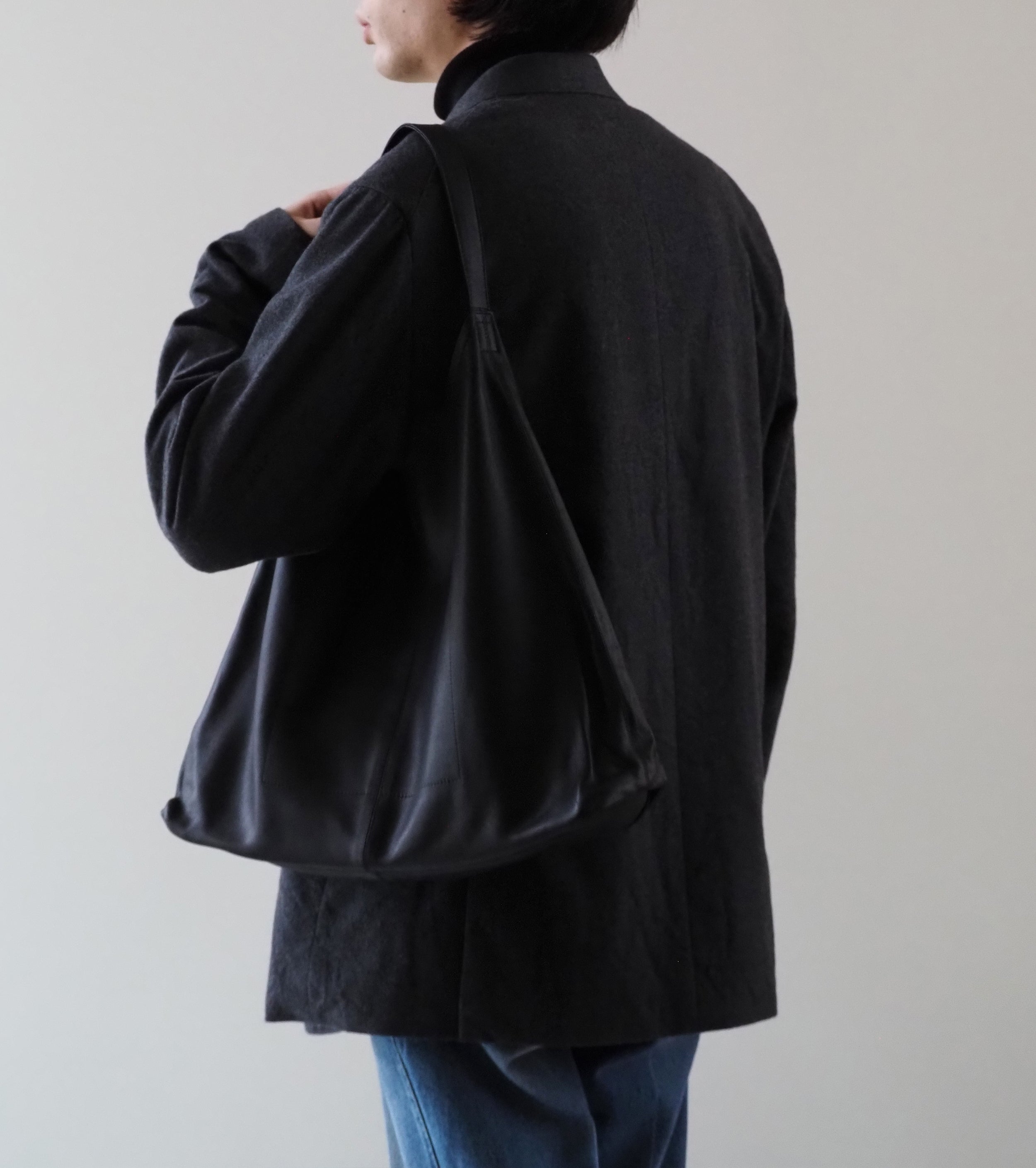 Morphee TRIANGLE SHOULDER : Black