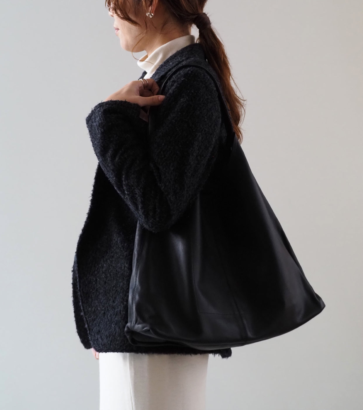 Morphee TRIANGLE SHOULDER : Black