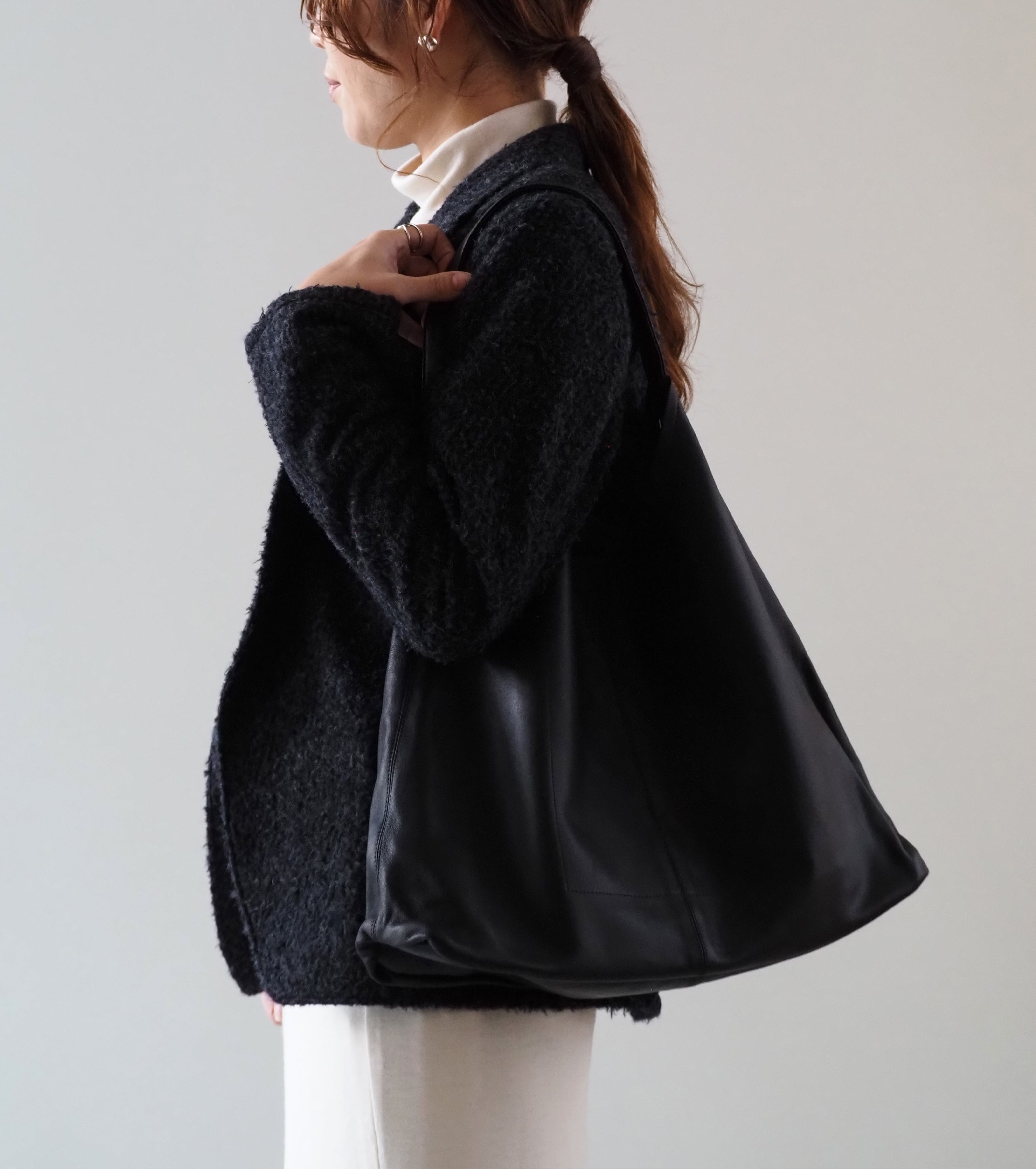 Morphee TRIANGLE SHOULDER : Black