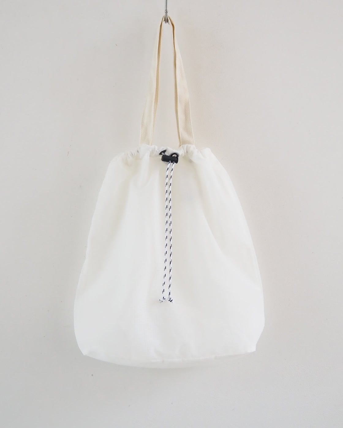 Drawstring bag, White