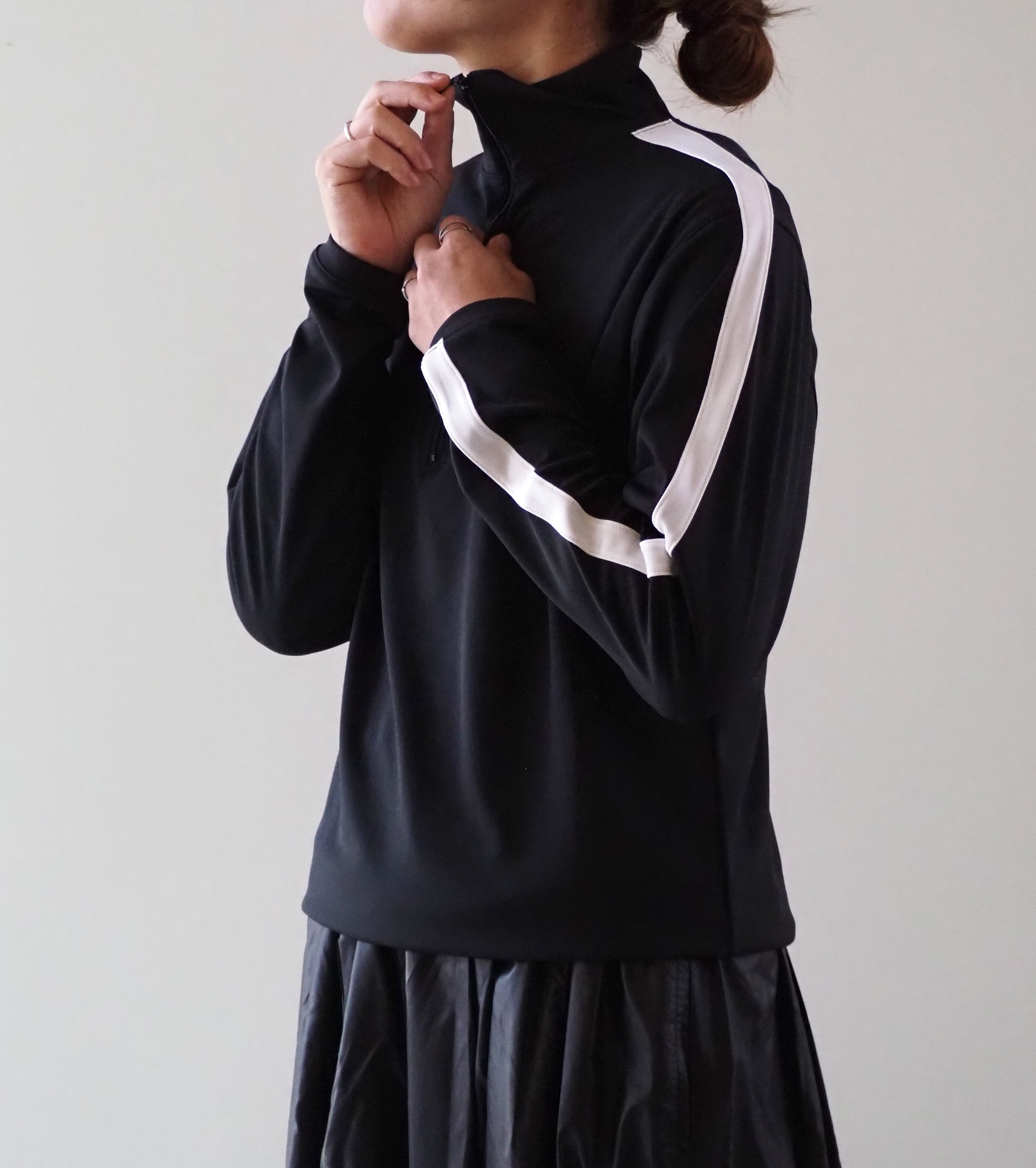 ALWEL HALF ZIP TOP ,  Black × White