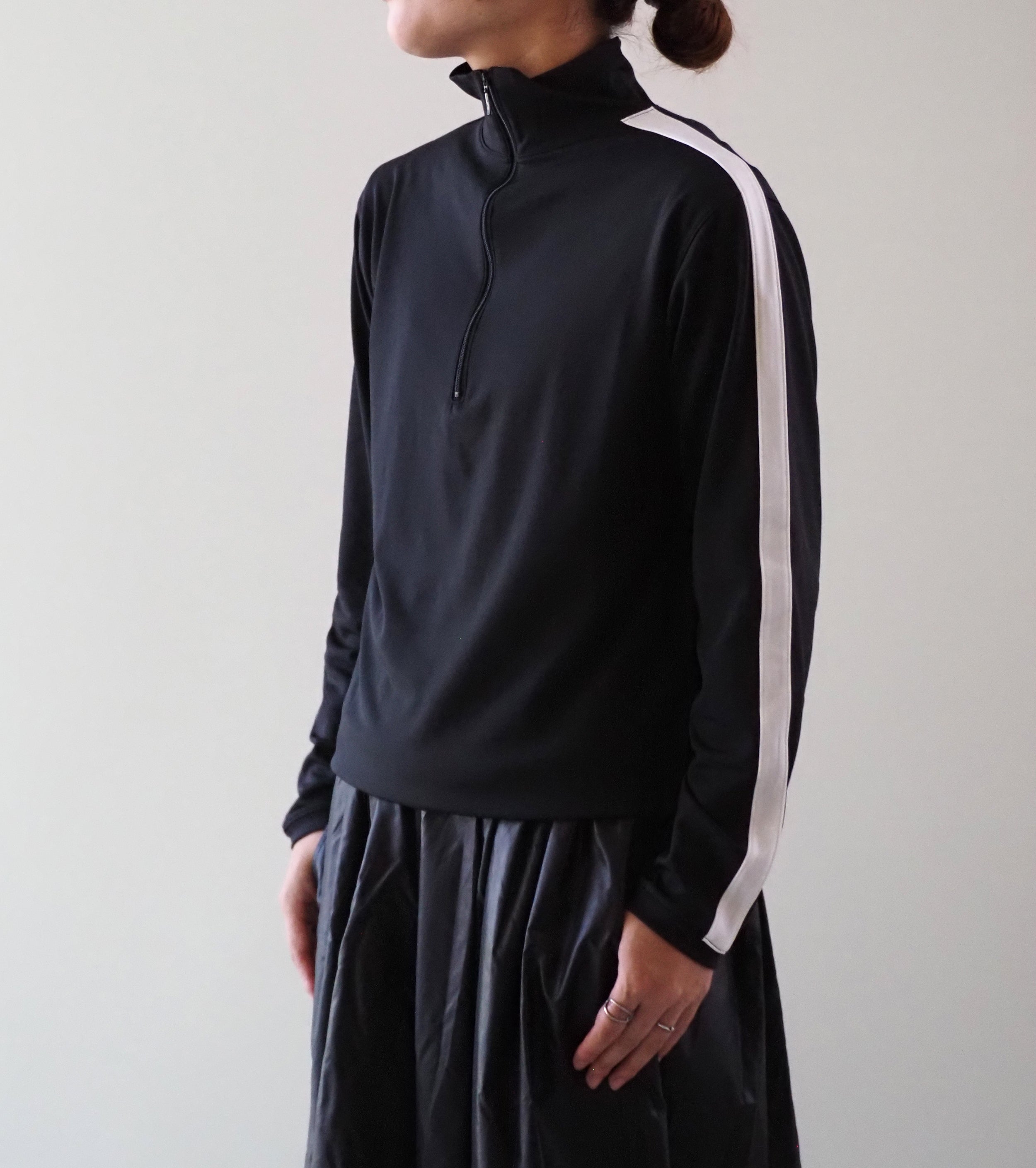 ALWEL HALF ZIP TOP ,  Black × White
